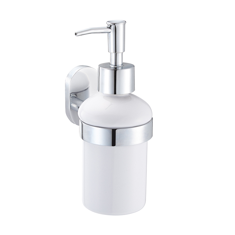 Дозатор для жидкого мыла Iddis Mirro Plus106-029 Дозатор для жидкого мыла Iddis Mirro Plus106-029Дозатор для жидкого мыла Iddis Mirro Plus, изготовленный из керамики и латуни, отлично подойдет для вашей ванной комнаты. Такой аксессуар очень удобен в использовании, достаточно лишь перелить жидкое мыло в дозатор, а когда необходимо использование мыла, легким нажатием выдавить нужное количество.