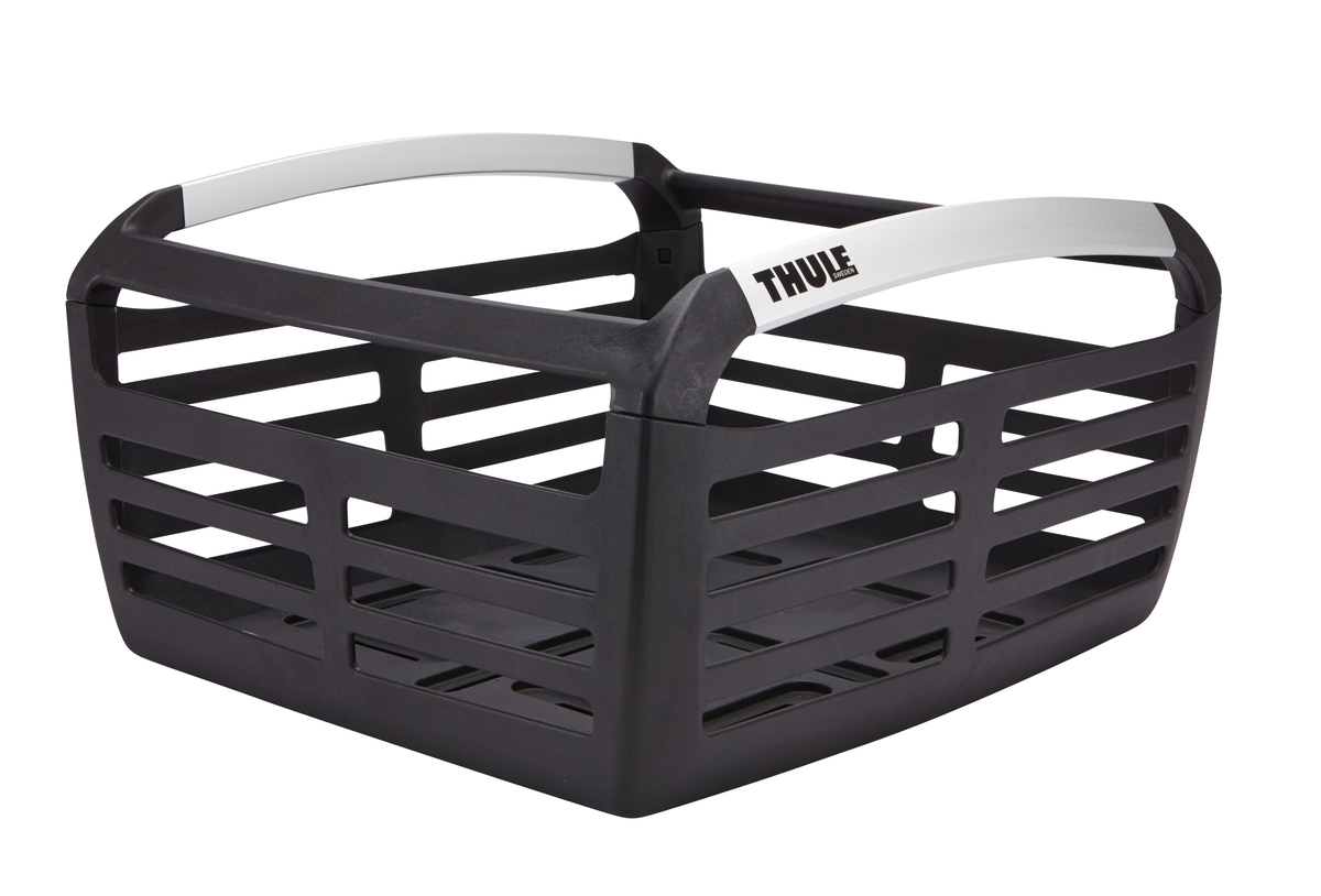 Корзина велосипедная Thule Basket100050 Корзина велосипедная Thule Basket100050Корзина Thule Pack’n Pedal Basket - это функциональная и стильная корзина, которая обеспечит дополнительное место для Вашего груза, как на переднем, так и на заднем багажнике. Корзина Thule Pack’n Pedal Basket легка и надежна. Она способна безопасно разместить мелкие и крупные предметы ( до двух продуктовых пакетов) Монтаж и демонтаж к багажнику или направляющим (продаются отдельно) производится легко и подручными инструментами Корзина имеет алюминиевые вставки, что увеличивает срок службы Крепится на багажник для велосипеда Thule Pack’n Pedal Tour (продается отдельно)
