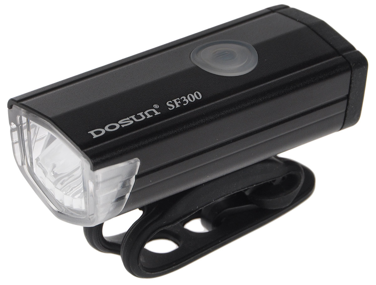 Фара велосипедная Dosun SF300, цвет: черныйSF300-BLACK Фара велосипедная Dosun SF300, цвет: черныйSF300-BLACKНадежная и удобная в эксплуатации фара Dosun SF300 предназначена для обеспечения большей безопасности при поездках в темное время суток. Заряжается от компьютера при помощи USB кабеля (входит в комплект). Оснащена ярким светодиодом мощностью 300 Лм. Устанавливается на основание диаметром 20-40 мм. Имеет прочный алюминиевый водонепроницаемый корпус, устойчивый к царапинам. Удобная конструкция фары позволяет быстро устанавливать ее на руль или снимать. Фара работает в 5 режимах: 3 вида яркости, мигание, быстрое мигание. Время свечения в разных яркостях: 1 ч, 3 ч, 6 ч. Время мигания: 12 ч. Время быстрого мигания: 60 ч. Время зарядки: 2,5 ч. Размер фары (без учета крепления): 6,7 х 2,7 х 2,2 см.