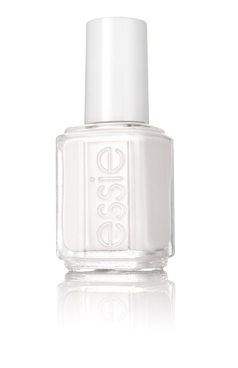 Essie professional Лак для ногтей Summer 990 КОКОСОВАЯ БУХТА, 13,5 млP1207500 Essie professional Лак для ногтей Summer 990 КОКОСОВАЯ БУХТА, 13,5 млP1207500Essie professional - эксперт салонного маникюра в США с 1981 года, был основан в Нью-Йорке Эсси Вайнгартен. Essie professional любят за уникальный подход к цвету, неповторимые названия, которые задали тренд в нейл индустрии. Essie professional - это современный тренд для бьюти профессионалов, инсайдеров индустрии, знаменитостей и модных женщин более чем в 100 странах мира. Авторитет в мире цвета Essie professional блистает на подиумах всего мира от Нью-Йорка до Парижа. Звездная линейка уходов и более 900 оттенков созданными за всю историю бренда полностью соответствуют всем стандартам безопасности. Essie предлагает изысканные коллекции, созданные эксклюзивно Международным Директором по Цвету Ребеккой Минкофф, известным Нью-Йоркским дизайнером.