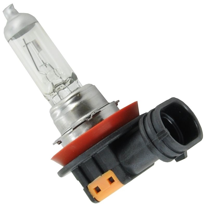 Лампа автомобильная галогенная Clearlight H8 X-treme Vision +120% Light, 2 штMLH8XTV120 Лампа автомобильная галогенная Clearlight H8 X-treme Vision +120% Light, 2 штMLH8XTV120X-treme Vision Дает увеличенный на 120% световой поток по сравнению со стандартными лампами, сохранив регламентированные стандарты мощности за счет увеличения длины нити накаливания, дополнительных витков спирали и специального состава газа в колбе. Цветовая температура смещена в сектор белого света, вместо желтоватого оттенка. Оптимальна для прохождения техосмотра и идеально подходит как для линзованной оптики, так и для обычных отражателей FF.