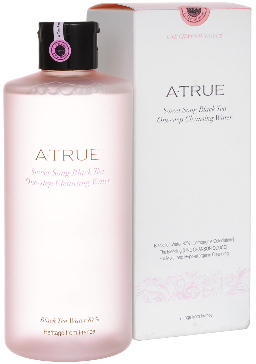A-True Вода мицеллярная очищающая от макияжа Черный Чай, 300 млAT860316 A-True Вода мицеллярная очищающая от макияжа Черный Чай, 300 млAT860316Мицеллярная очищающая вода для снятия макияжа с премиальным черным чаем и мультифруктовым комплексом. Эффективно удаляет макияж, загрязнения. Подходит для нежных участков кожи вокруг глаз и губ. Благодаря своей гипоаллергенной формуле средство мягко очищает кожу, преображая ее текстуру. Не оставляет чувства жжения или раздражения. Вода насыщена специальным мультифруктовым комплексом из экстрактов черники, сахарного тростника, апельсина, лимона и сахарного клена. Содержащиеся в мультифруктовом комплексе ингредиенты смягчают ороговевшие клетки и делают кожный покров мягче и чище. В состав очищающей воды входит экстракт премиального черного чая из коллекции Compagnie Coloniale. Это старейший бренд премиального черного чая во Франции. Содержание этого чая в косметике гарантирует исключительную ценность и качество продукта. Чайные листья дважды деликатно ферментируются с сохранением их питательных элементов для бережного перемещения на кожу. Антиоксидантные свойства премиального черного...