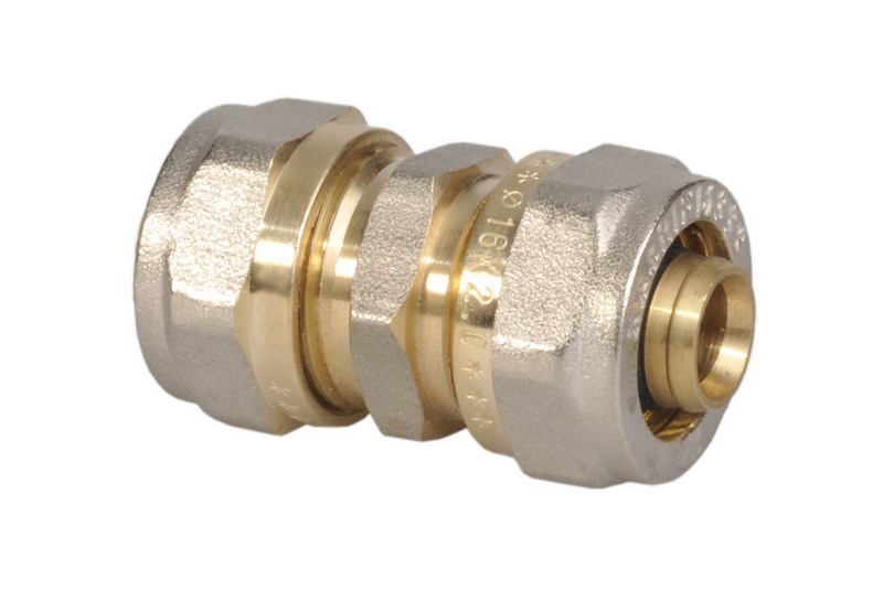 Соединитель цанговый U-tec, 16655.01 Соединитель цанговый U-tec, 16655.01Продукция под Торговой маркой U-TEC, прошла все необходимые испытания, и по праву может считатся надежной! . Продукция U-TEC застрахована полисом страхования ответственности качества товаров, что придает дополнительную уверенность нашим покупателям. Качество выпускаемой продукции позволяет быть уверенным в его надежности и предоставлять нашим клиентам гарантию 5 лет U-TEC Соединитель цанговый, латунь, ник., 16, Ц - Ц, пакет Материал основа:Латунь Покрытие: Никель