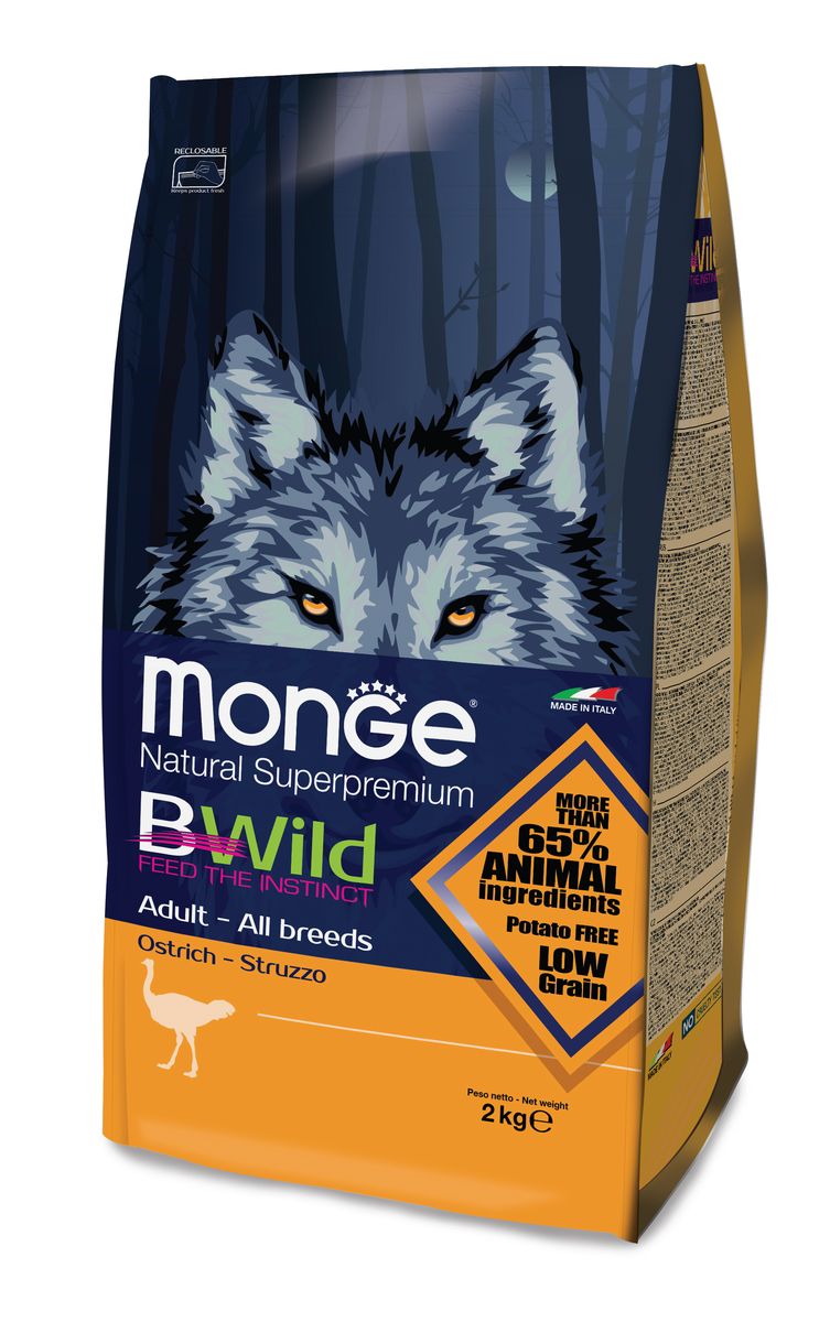 Корм сухой Monge Bwild Dog Ostrich, для взрослых собак всех пород, с мясом страуса, 2 кг0120710 Корм сухой Monge Bwild Dog Ostrich, для взрослых собак всех пород, с мясом страуса, 2 кг0120710Сбалансированный полнорационный корм для взрослых собак всех пород. Анализ компонентов: сырой белок 30,00 %, сырые масла и белки 19,00 %, сырая клетчатка 2,50 %, сырая зола 7,00 %, кальций 1,00 %, фосфор 0,90 %, омега-6 незаменимые жирные кислоты 3,00 %, омега-3 незаменимые жирные кислоты 0,70 %, энергетическая ценность 4 300 ккал/кг. Пищевые добавки в одном кг: витамин А 28 000 МЕ, витамин D3 1 700 МЕ, витамин Е 570 мг, витамин B1 13 мг, витамин B2 17 мг, витамин В6 8 мг, витамин B12 140 мг, биотин 19 мг, никотиновая кислота 75 мг, витамин C 200 мг, пантотеновая кислота 20 мг, фолиевая кислота 2,60 мг, холина хлорид 3 600 мг, инозитол 3,50 мг, сульфат марганца моногидрат 32 мг, оксид цинка 150 мг, сульфат меди пентагидрат 13 мг, сульфат железа моногидрат 110 мг, селенит натрия 0,20 мг, иодат кальция 1,80 мг, L-карнитин 200 мг, DL-метионин 11 г. Технологические добавки в одном кг: натуральная смесь из токоферола и экстракта розмарина обыкновенного. Страус (35 % дегидрированного и 15 % свежего мяса), желтый горох, животный жир (куриный жир 99,5 %, консервированное с помощью натуральных антиоксидантов), тапиоковый крахмал, рис, овес, сухая свекольная пульпа, гидролизованный животный белок, пивные дрожжи (источник МОС и витамина B12), сухое цельное яйцо (1 % ценных белков), семена льна (1 %), сушеная морковь (1 %), сушеные томаты (1 %), нерастворимая гороховая клетчатка, юкка Шидигера, спирулина, стебель ананаса, женьшень, дегидрированное яблоко, дегидрированная голубика, дегидрированная клюква, дегидрированная малина, КОС (ксило-олигосахариды 3 г/кг), гидролизованные дрожжи (источник МОС), гидролизованные хрящи (источник хондроитинасульфата), гидролизованные ракообразные (источник глюкозамина), метилсульфонилметан. Указания по применению: можно использовать в сухом или размоченном в теплой воде виде. Суточная норма может меняться в зависимости от физиологических потребностей животного. Важно, чтобы у собаки всегда была свежая, чистая вода. Хранить в сухом прохладном месте. Промышленная серия и дата истечения срока годности: см. штамп на упаковке. Корм для собак не предназначен для употребления в пищу человеком.Товар сертифицирован.