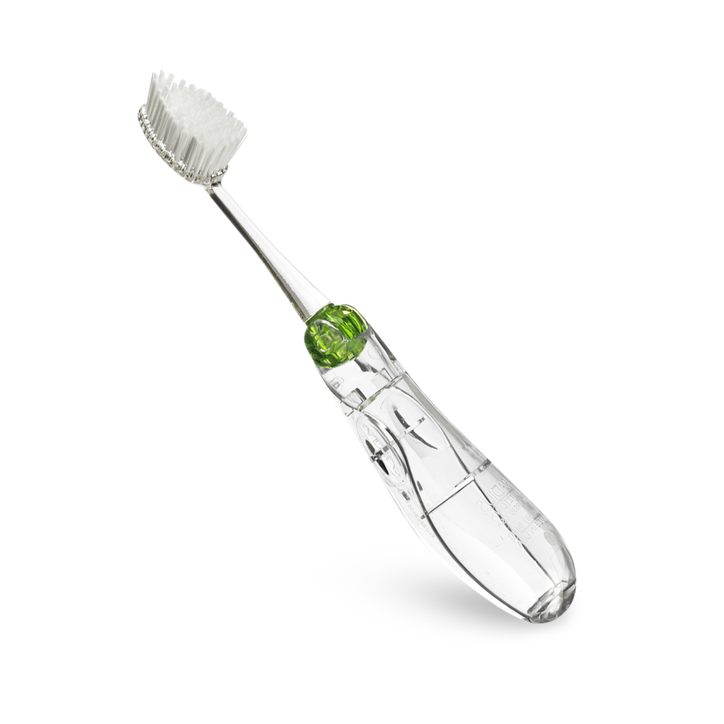 Radius, Зубная дорожная щетка Source/Toothbrush TOUR Travel Source / зеленый изумрудR005102 Radius, Зубная дорожная щетка Source/Toothbrush TOUR Travel Source / зеленый изумрудR005102Органические зубные щетки для левой и правой руки. Мягкая, широкая головка с веерной щетиной помогает улучшить здоровье десен, массируя десны во время чистки. Эргономичная ручка обеспечивает спокойную хватку, что снижает давление на зубы, помогает защитить десны, уменьшает кровоточивость десен и эрозии эмали. Широкий спектр – чистка зубов и массаж десен одновременно.