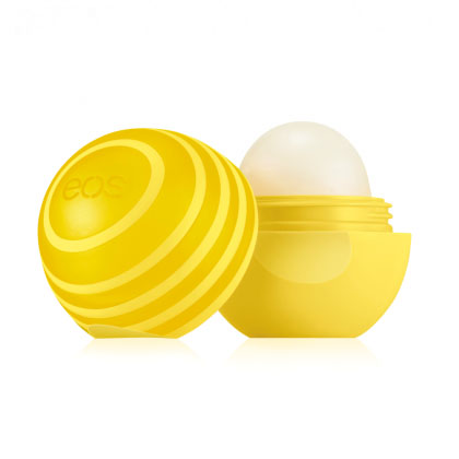 EOS Бальзам для губ Active Protection Lip Balm Lemon Twist, 7 г013184 EOS Бальзам для губ Active Protection Lip Balm Lemon Twist, 7 г013184Натуральный бальзам для губ со вкусом лимона в футляре из пластика (упакован на картонную подложку). SPF 15. Не содержит парабенов, глютена и продуктов нефтехимии. Применяется в косметических целях для увлажнения и питания губ.
