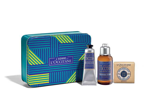 L`Occitane Набор Мужская Коллекция: гель для ванн и душа 75 мл, бальзам после бритья 30 мл, мыло 50 г057569 L`Occitane Набор Мужская Коллекция: гель для ванн и душа 75 мл, бальзам после бритья 30 мл, мыло 50 г057569Мыло на растительной основе с высоким содержанием масла карите (20%) мягко очищает кожу рук и тела. Обладает ярким ароматом LOccitan с нотами лаванды и пряностей. Этот освежающий гель для бритья образует превосходную шелковистую пену для тщательного бритья всех типов щетины. Кожа после бритья мягкая, с легким ароматом парфюмерной линии LOccitan.Приятный бальзам мгновенно успокаивает и увлажняет раздражённую после бритья кожу. Дарит ощущение комфорта и устойчивый аромат LOccitan, питает и защищает кожу лица, не оставляя ощущения жирности.Продолжение аромата туалетной воды LOccitan. Благоухание лаванды А.О.С. с нотками перца и мускатного ореха. Очищает тело и волосы, придаёт и блеск.
