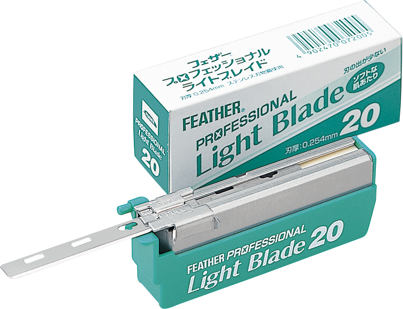 Feather Лезвия для опасной бритвы PL-20 для чувствительной кожиS2550205 Feather Лезвия для опасной бритвы PL-20 для чувствительной кожиS2550205Запасные односторонние лезвия для опасных бритв. В пластиковом контейнере 20 лезвий.