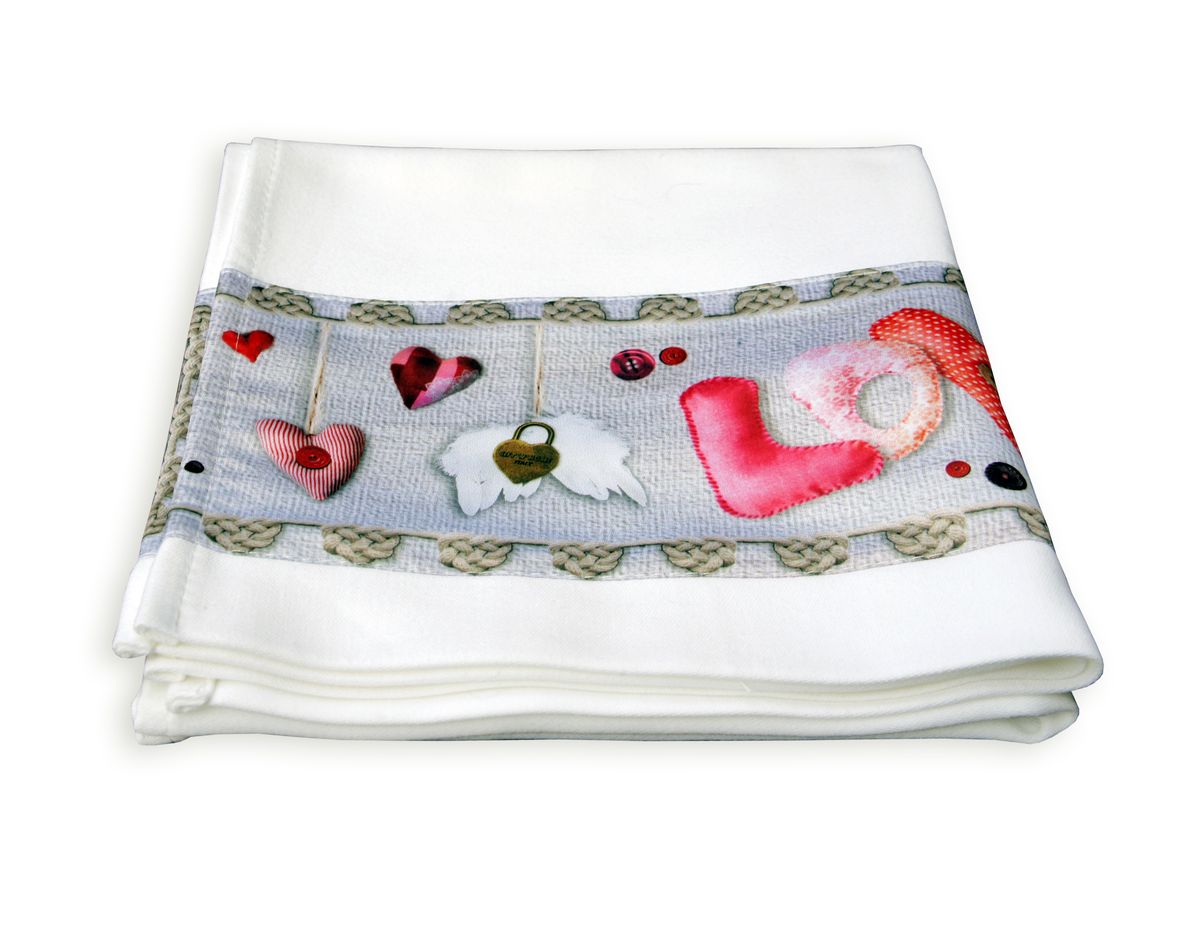 Рушник GiftnHome Сердечки любви, 45 х 74 смTWL - Love Рушник GiftnHome Сердечки любви, 45 х 74 смTWL - LoveРушник GiftnHome Сердечки любви изготовлен из натурального материала молескин - это прочная хлопчатобумажная ткань, очень приятная и мягкая на ощупь. Декор выполнен из атласа (искусственный шелк). Рушник - это национальный предмет обыденного и ритуального назначения, который несет историю народной культуры и народного творчества славян, он наделяется семантикой пути, дороги, соединения, связывания. В обрядах выступает в качестве дара, оберега, покрывала, украшения, символа праздника, имеет знаковую, символическую и оповестительную функцию. Белый цвет, присущий рушнику, всегда ассоциировался с чистотой, очищением, сакральностью, добром, а, следовательно, защитой от всего дурного. Это придавало рушнику оттенок святости, делало его оберегом и символом удачи в любом деле. Рушники широко используются на свадьбе, при родах и крестинах, в календарных обрядах, в магии, медицине. Функционально рушник полностью применим как полотенце для рук или лица, для кухни или ванной...