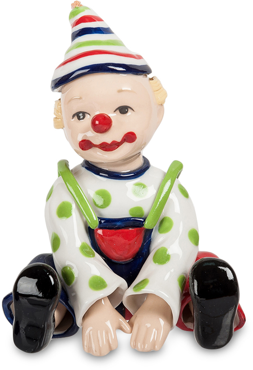 Фигурка Pavone Клоун. CMS-23/40CMS-23/40 Фигурка Pavone Клоун. CMS-23/40CMS-23/40Фигурка Клоун (Pavone) Фарфоровая фигурка клоуна, усевшегося на арене. Он, похоже, изображает маленького ребенка, и ему это вполне удается: хороший клоун в любую роль способен вжиться. Нарисованная улыбка вызывает смех, но сам артист не улыбается. И глаза его смотрят грустно. Почему? Это надо так для задуманного номера или артист не сумел скрыть свои собственные эмоции? Но это – просто остановленное мгновение: через секунду вновь начнется фейерверк веселых шуток и смешных сценок. Клоуну нельзя грустить, тем более, на сцене. Если среди ваших друзей есть артист цирка, подарите ему такую фигурку и пожелайте меньше грустить!