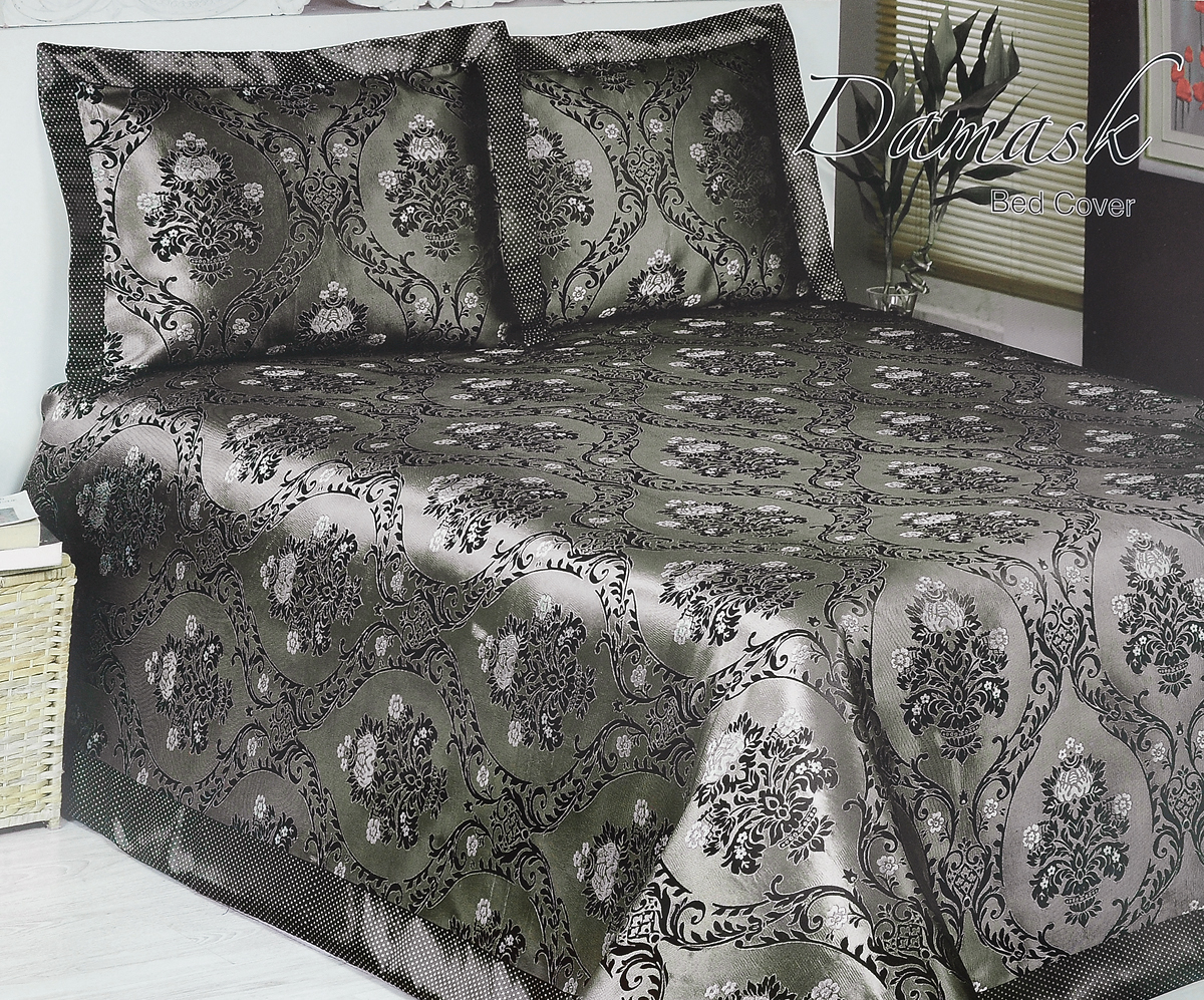 Комплект для спальни Nazsu Damask: покрывало 240 х 260 см, 2 наволочки 50 х 70 см, цвет: зелено-коричневый, бежевый1758 /CHAR008 Комплект для спальни Nazsu Damask: покрывало 240 х 260 см, 2 наволочки 50 х 70 см, цвет: зелено-коричневый, бежевый1758 /CHAR008Изысканный комплект для спальни Nazsu Damask состоит из покрывала и двух наволочек. Изделия выполнены из высококачественного полиэстера (50%) и хлопка (50%), легкие, прочные и износостойкие. Ткань блестящая, что придает ей больше роскоши. Комплект Nazsu - это отличный способ придать спальне уют и комфорт, а также позволит по-королевски украсить интерьер. Размер покрывала: 240 х 260 см. Размер наволочки: 50 х 70 см.