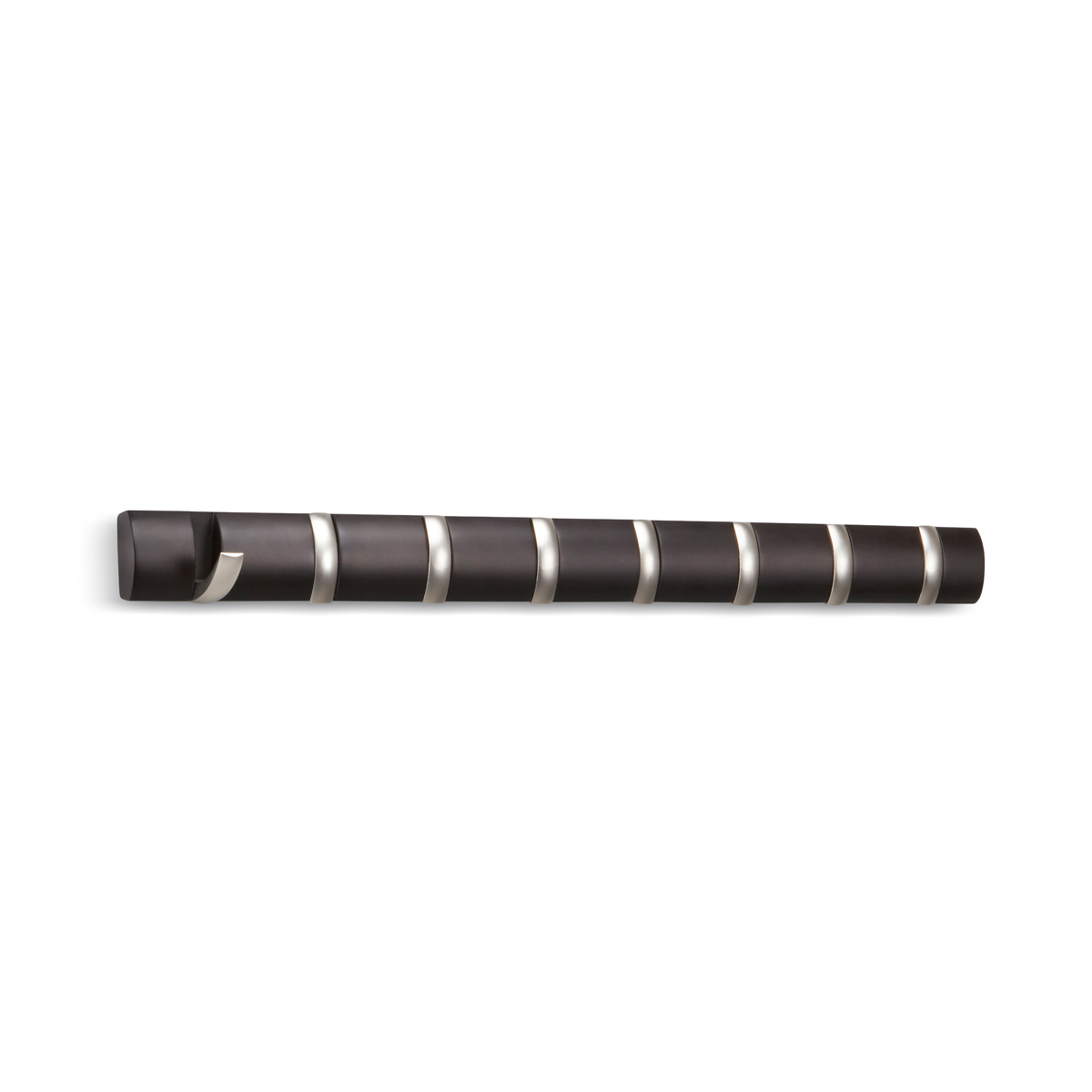 Вешалка Umbra Flip Мини, цвет: шоколадный, 8 крючков318848-213 Вешалка Umbra Flip Мини, цвет: шоколадный, 8 крючков318848-213Стильная и прочная вешалка Umbra Flip интересной формы и оригинального дизайна изготовлена из дерева. Имеет 8 откидных крючков из никеля: когда они не используются, то складываются, превращая конструкцию в абсолютно гладкую поверхность. Вешалка Umbra Flip идеально подходит для маленьких прихожих и ограниченных пространств. Каждый крючок выдерживает вес до 2,2 кг.