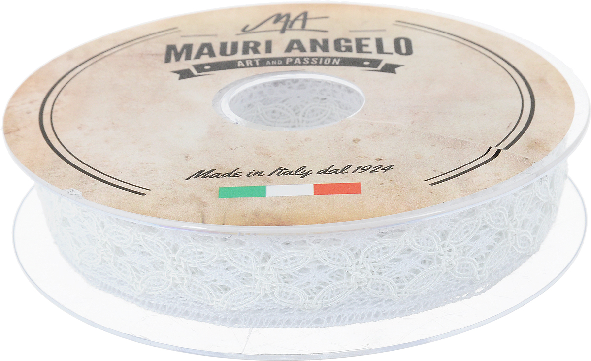 Лента кружевная Mauri Angelo, цвет: белый, 2,3 см х 10 мMR2530/PL/401_белый Лента кружевная Mauri Angelo, цвет: белый, 2,3 см х 10 мMR2530/PL/401_белыйДекоративная кружевная лента Mauri Angelo - текстильное изделие без тканой основы, в котором ажурный орнамент и изображения образуются в результате переплетения нитей. Кружево применяется для отделки одежды, белья в виде окаймления или вставок, а также в оформлении интерьера, декоративных панно, скатертей, тюлей, покрывал. Главные особенности кружева - воздушность, тонкость, эластичность, узорность. Декоративная кружевная лента Mauri Angelo станет незаменимым элементом в создании рукотворного шедевра. Ширина: 2,3 см. Длина: 10 м.