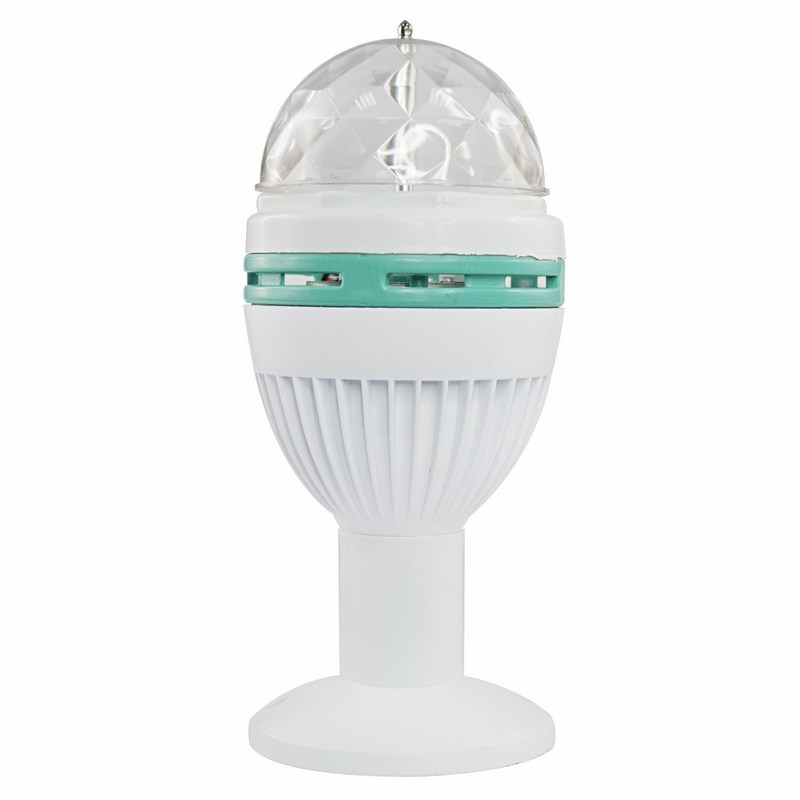 Диско-лампа светодиодная Neon-Night, цоколь e27, с подставкой, 220ВC0027370 Диско-лампа светодиодная Neon-Night, цоколь e27, с подставкой, 220ВC0027370Светодиодная диско-лампа представляет собой устройство для создания эффекта светомузыки. Выполнена из пластикового корпуса в виде привычной лампочки, содержит внутри моторчик, который создает динамическое вращение потока разноцветных лучей. Благодаря цоколю е27 вы можете легко вкрутить диско-лампу в Вашу люстру или торшер и устроить настоящую вечеринку прямо у вас дома или на даче. Также Вы можете использовать цоколь на подставке, который идет в комплекте - просто вкрутите в него Вашу диско-лампу и подсоедините шнур питания подставки к сети 220В. Таким образом, установить диско-лампу можно на любую удобную поверхность, а специальные отверстия в подставке позволяют ее смонтировать на стену или потолок. Не ограничивайте себя в вопросе выбора места Вашей дискотеки! Создайте вечеринку уже сейчас!