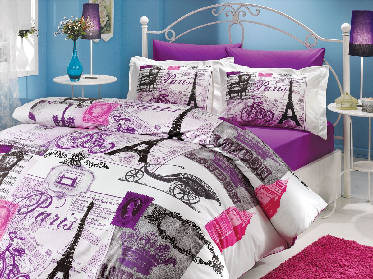 Комплект белья Hobby Home Collection Vicenta, евро, наволочки 50x70, 70x70, цвет: лиловый1501000197 Комплект белья Hobby Home Collection Vicenta, евро, наволочки 50x70, 70x70, цвет: лиловый1501000197Комплект постельного белья Hobby Home Collection изготовлен из высококачественного поплина. Поплин - это ткань, изготавливаемая традиционным полотняным плетением из 100% хлопка, но из нитей разного калибра, за счет чего полотно получается с легким рубчиковым рельефом. По многим характеристикам ткань похожа на бязь, но на ощупь гораздо приятнее — более гладкая и мягкая. Поплин обладает лучшими свойствами ткани для постельного белья. Он плотный и в то же время мягкий на ощупь, износостойкий, немнущийся, гигроскопичный и неприхотливый в уходе, а после стирки практически не нуждается в глажке. Поплин обладает множеством преимуществ: - белье из него плотное, прочное и износостойкое; - не выцветает и не сминается; - не линяет и не деформируется (при стирке до 40°С); - натуральный хлопок в составе обеспечивает абсолютную гигиеничность постельного белья; - поплин хорошо вентилируется и впитывает влагу, отводя ее излишки от тела. По легенде этот...