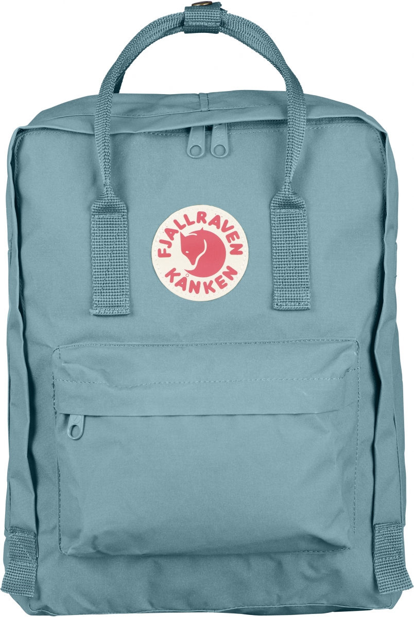 Рюкзак Fjallraven Kanken, цвет: голубой, 16 лRD-521-1/6 Рюкзак Fjallraven Kanken, цвет: голубой, 16 лRD-521-1/6Легендарый рюкзак от шведского бренда Fjallraven.Прочный и легкий материал Vinylon F обладает исключительной долговечностью и полной водонепроницаемостью. При контакте с водой, волокна Vinylon F разбухают, не позволяя влаге проникнуть внутрь. Большой фронтальный карман на молнии и 2 боковых кармана. Лямки регулируются по длине. Светоотражающая нашивка с фирменным логотипом выделяет владельца в тёмное время суток.В основе выпускаемых фирмой изделий – любовь человека к свободе ощущений. Благодаря оптимальной конструкции и минимальному весу рюкзака, в использовании его просто не ощущаешь.