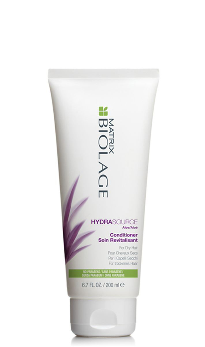 Matrix Biolage Hydrasource Кондиционер 200 млE0954500 Matrix Biolage Hydrasource Кондиционер 200 млE0954500Когда волосы недостаточно увлажнены, они теряют прежнюю яркость, становятся более жесткими и путаются. Как растение алоэ, которое, казалось бы, никогда не высыхает, кондиционер Biolage HYDRASOURCE™ (ГидраСурс) помогает оптимизировать гидробаланс сухих волос, возвращая им здоровый, сияющий вид. Волосы в 15 раз* более увлажненные после первого использования. - Облегчает расчесывание и делает волосы более мягкими и послушными - Запечатывает влагу внутри волоса - Формула без парабенов. *При использовании системы из шампуня, кондиционера и несмываемого тоника Гидрасурс по сравнению с шампунем без кондиционирующих свойств. - Подходит для окрашенных волос