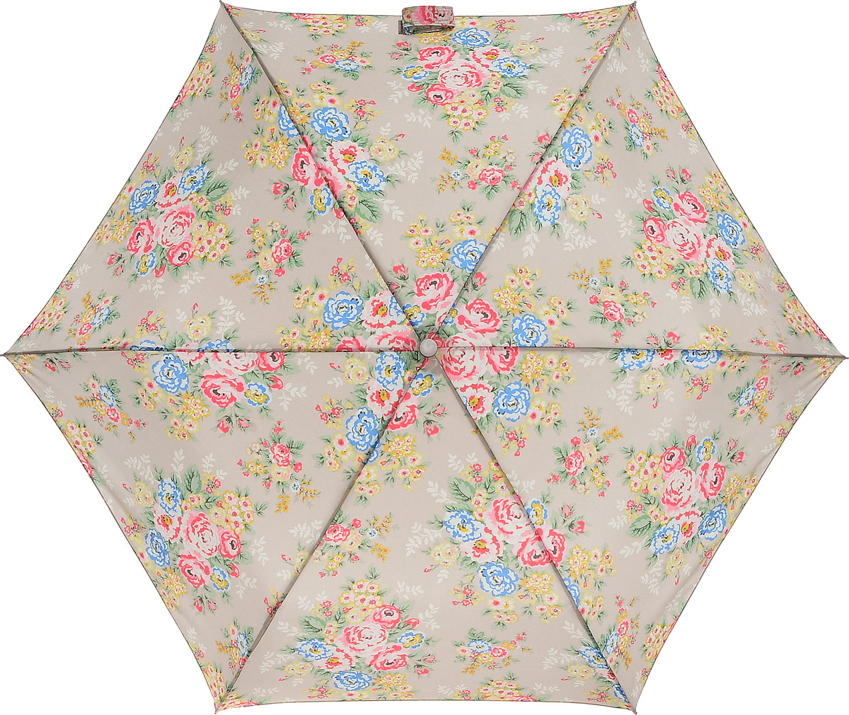 Зонт женский Cath Kidston Minilite, механический, 3 сложения, цвет: бежевый, мультиколор. L768-3139L768-3139 CandyFlowers Зонт женский Cath Kidston Minilite, механический, 3 сложения, цвет: бежевый, мультиколор. L768-3139L768-3139 CandyFlowersСтильный механический зонт Cath Kidston Minilite в 3 сложения даже в ненастную погоду позволит вам оставаться элегантной. Облегченный каркас зонта выполнен из 8 спиц из фибергласса и алюминия, стержень также изготовлен из алюминия, удобная рукоятка - из пластика. Купол зонта выполнен из прочного полиэстера. В закрытом виде застегивается хлястиком на липучке. Яркий оригинальный цветочный принт поднимет настроение в дождливый день. Зонт механического сложения: купол открывается и закрывается вручную до характерного щелчка. На рукоятке для удобства есть небольшой шнурок, позволяющий надеть зонт на руку тогда, когда это будет необходимо. К зонту прилагается чехол с небольшой нашивкой с названием бренда. Такой зонт компактно располагается в кармане, сумочке, дверке автомобиля.
