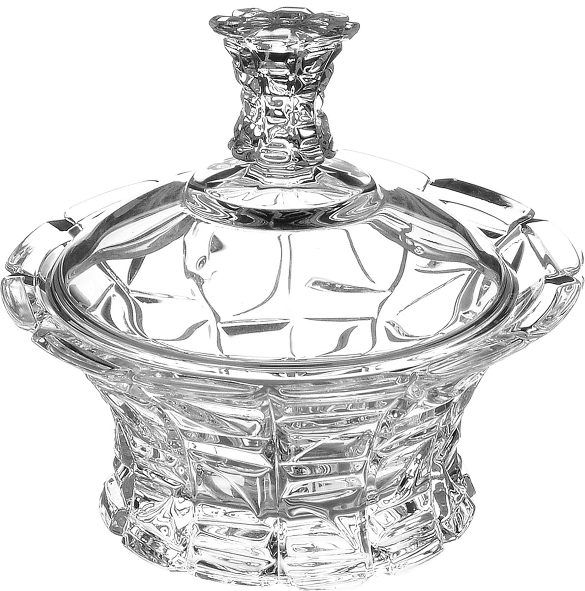 Конфетница Crystal Bohemia, с крышкой, диаметр 12,5 см990/53703/1/47610/125-109 Конфетница Crystal Bohemia, с крышкой, диаметр 12,5 см990/53703/1/47610/125-109Элегантная конфетница Crystal Bohemia выполнена из настоящего чешского хрусталя с содержанием 24% оксида свинца, что придает изделию поразительную прозрачность и чистоту, невероятный блеск, присущий только ювелирным изделиям, особое, ни с чем не сравнимое светопреломление и игру всеми красками спектра как при естественном, так и при искусственном освещении. Изделие предназначено для подачи сладостей (конфет, сахара, меда, изюма, орехов и многого другого). Она придает легкость, воздушность сервировке стола и создаст особую атмосферу праздника. Конфетница Crystal Bohemia не только украсит ваш кухонный стол и подчеркнет прекрасный вкус хозяина, но и станет отличным подарком для ваших близких и друзей. Диаметр конфетницы (по верхнему краю): 12,5 см. Высота конфетницы (с учетом крышки): 11,5 см.