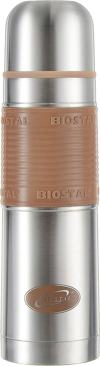 Термос Biostal, цвет: коричневый, стальной, 0,75 лNB-750 P-C Термос Biostal, цвет: коричневый, стальной, 0,75 лNB-750 P-CТермос Biostal прост в использовании и многофункционален. Он изготовлен из высококачественной нержавеющей стали. Термос предназначен для хранения горячих и холодных напитков. Изделие имеет удобную нескользящую силиконовую вставку. Удобная пробка с кнопкой позволяет наливать напитки, не отвинчивая пробку.