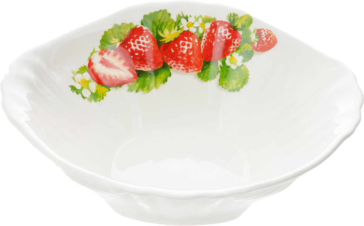 Миска Кубаньфарфор Клубника новая, 19 х 19 см0152_Клубника новая Миска Кубаньфарфор Клубника новая, 19 х 19 см0152_Клубника новаяМиска Кубаньфарфор Клубника новая изготовлена из высококачественного фаянса. Она украшена ярким изображением. Такая миска сочетает в себе изысканный дизайн с максимальной функциональностью. Миска прекрасно впишется в интерьер вашей кухни и станет достойным подарком к любому празднику. Размер миски (по верхнему краю): 19 х 19 см. Размер основания миски: 8,5 х 8,5 см. Высота миски: 6,5 см.