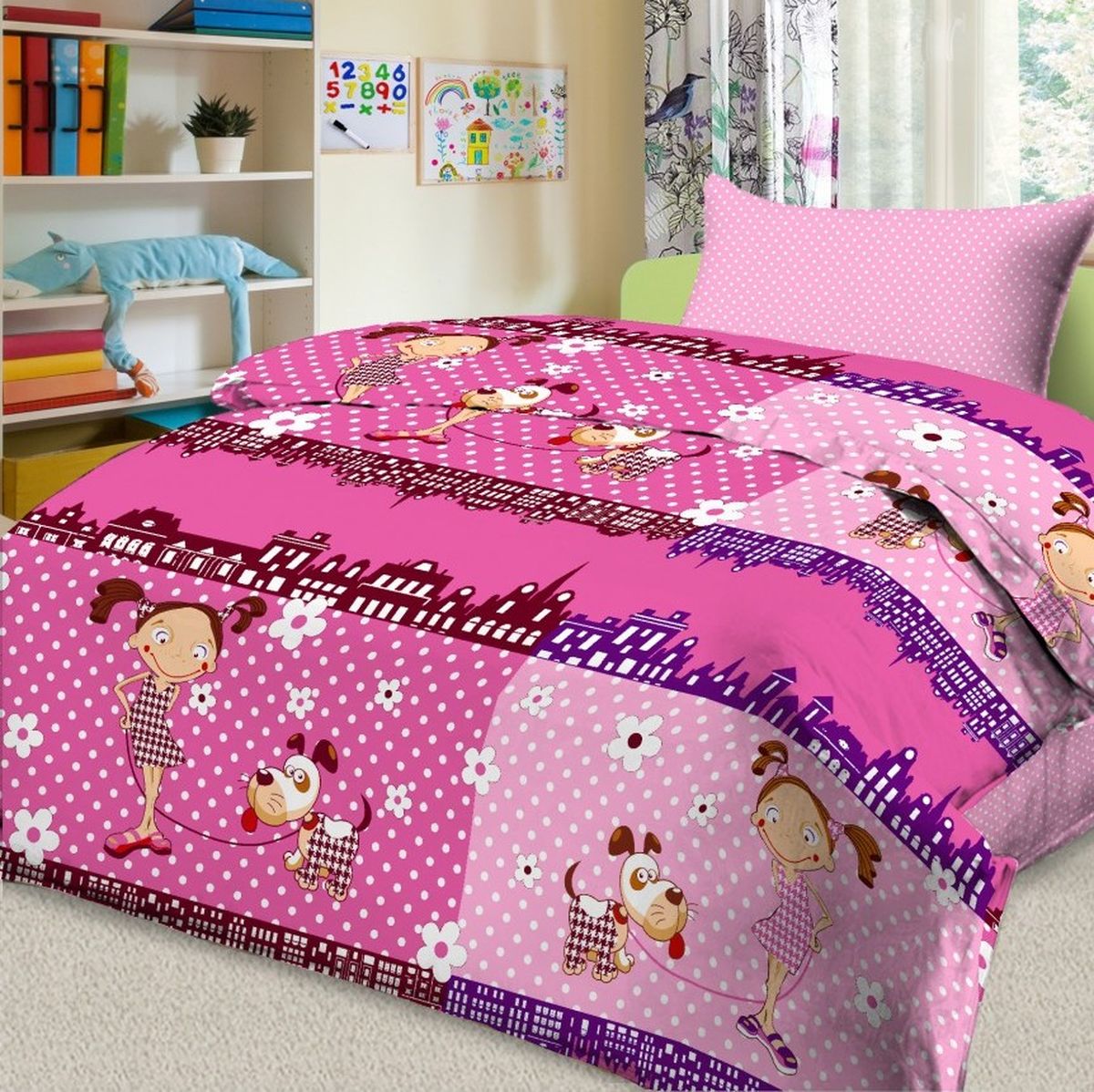 Комплект детского постельного белья Letto Девочка, 1,5-спальный, наволочка 50x70, цвет: розовыйS03301004 Комплект детского постельного белья Letto Девочка, 1,5-спальный, наволочка 50x70, цвет: розовыйS03301004Яркий комплект постельного белья в хлопковом исполнении и с хорошими устойчивыми красителями - по очень доступной цене! Эта модель произведена из традиционной российский бязи, плотного плетения. Такое белье прослужит долго и выдержит много стирок. Рекомендуется перед первым использованием постирать, но не пересушивать. Применение кондиционера при стирке сделает такое постельное белье мягче и комфортней. Пододеяльник на молнии. Обращаем внимание, что расцветка наволочек может отличаться от представленной на фото.