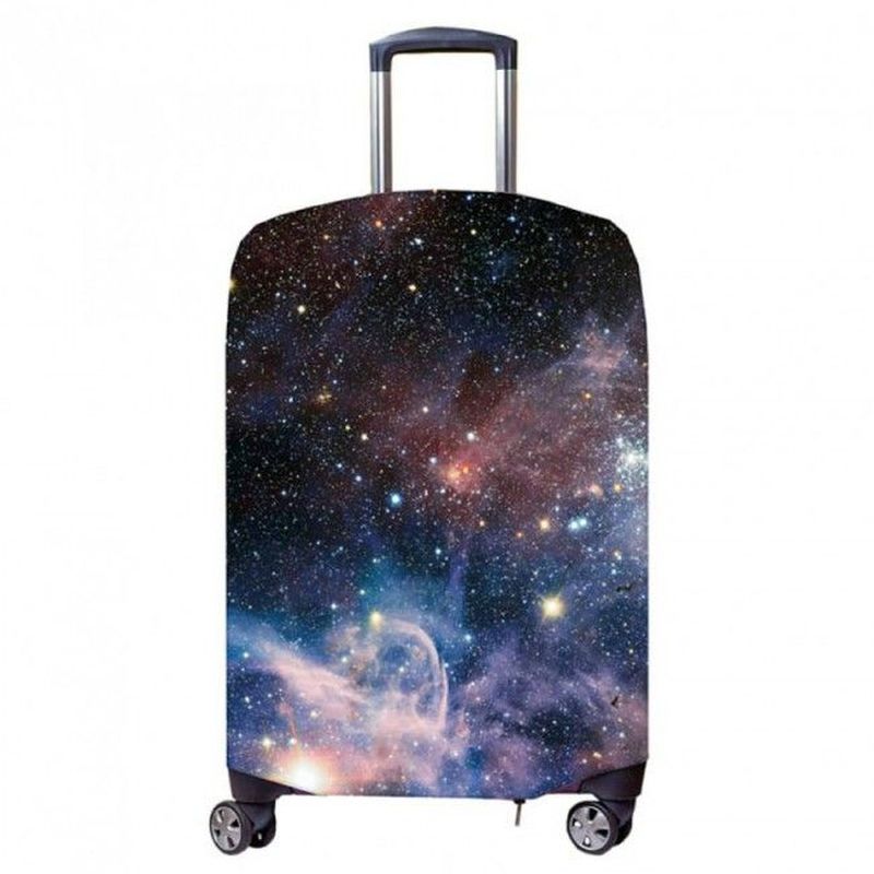 Чехол для чемодана Fancy Armor Travel Suit Eco. Космос, размер XL (65-75 см)FTS_ECO_836 Чехол для чемодана Fancy Armor Travel Suit Eco. Космос, размер XL (65-75 см)FTS_ECO_836Чехол Fancy Armor Travel Suit Eco. Космос предназначен для чемоданов высотой 65-75 см, выполнен из спандекса - легкого, эластичного и стойкого к разрыву материала, плотностью 240 г/см3. Универсальный чехол для большого чемодана защищает чемодан и вещи от грязи и повреждений, заменяет пленку в аэропорту и позволяет сэкономить время и деньги на упаковке багажа, а также поможет безошибочно отличить свой чемодан. Запатентованная выкройка обеспечивает идеальную посадку, а высокое качество пошива и используемых материалов гарантирует долгую службу чехла. Обработанные силиконовой резинкой вырезы специальной формы обеспечивают удобный доступ ко всем ручкам чемодана.