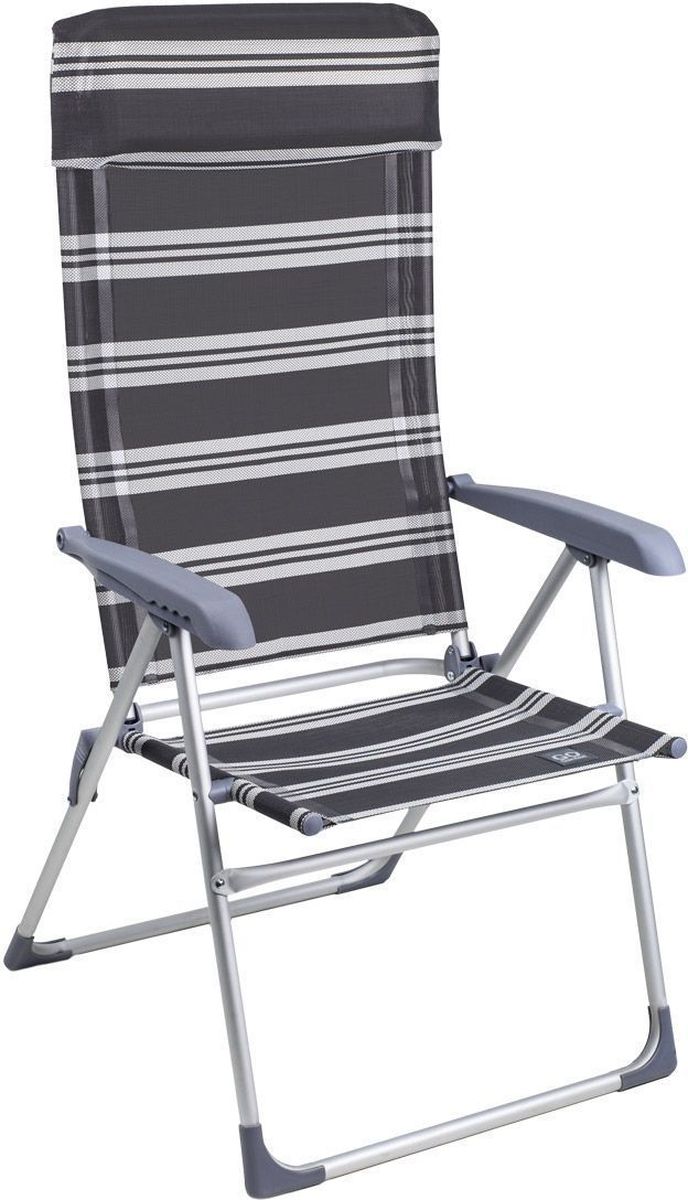 Кресло складное GoGarden Sunset Deluxe, 4-позиционная регулировка, 62 х 58 х 116 см50321 Кресло складное GoGarden Sunset Deluxe, 4-позиционная регулировка, 62 х 58 х 116 см50321Садовое кресло GoGarden Sunset Deluxe достаточно большого размера, с хорошей поддержкой спины и головы, за счет высокой спинки и мягкого подголовника. Удобные подлокотники из высококачественного пластика, фурнитура отличного качества, улучшенный механизм регулировки спинки. 4-х позиционная регулировка наклона спинки позволяет принять наиболее комфортное положение. Материал сиденья TEXTILENE устойчив к ультрафиолетовому излучению и образованию плесени. Благодаря своей структуре материал не впитывает влагу, быстро сохнет и очень простой в уходе. Кресло можно хранить на открытом воздухе в течение всего сезона. В сложенном состоянии занимает мало места. Сиденье не имеет поперечной рамы, что обеспечивает комфорт при длительном использовании. Конструкция ножек препятствует проваливанию кресла в землю и песок. Кресло GoGarden Sunset Deluxe оставит отличную пару модели Sunrise DELUXE в линейке дачной мебели GoGarden. Рама кресла выполнена из высококачественного 22 мм...