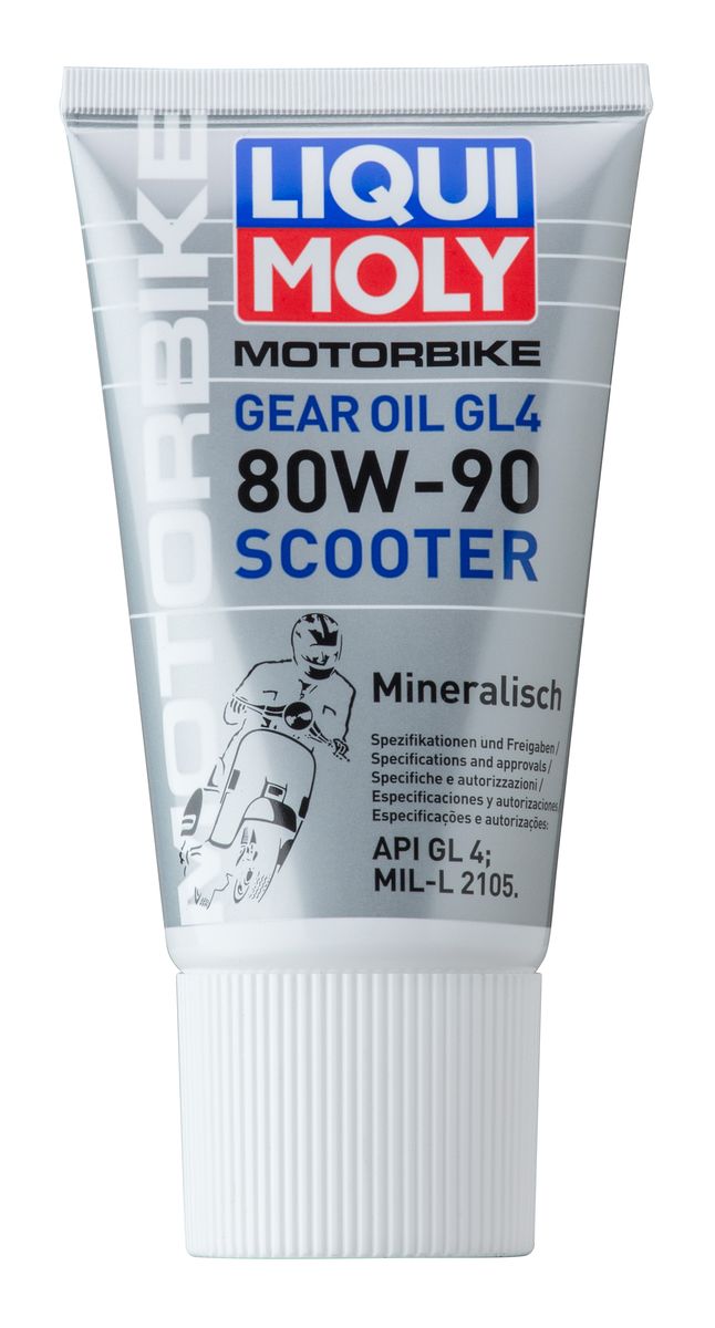 Масло трансмиссионное Liqui Moly Motorbike Gear Oil Scooter, минеральное, 80W-90, GL-4, 150 мл1680 Масло трансмиссионное Liqui Moly Motorbike Gear Oil Scooter, минеральное, 80W-90, GL-4, 150 мл1680Масло трансмиссионное Liqui Moly Motorbike Gear Oil Scooter - минеральное трансмиссионное масло для редукторов скутеров. Всесезонное. Для стандартных и тяжелых условий эксплуатации, в том числе при отрицательных температурах. Снижает трение, износ. Способствует экономии топлива. Оптимально для сервисного использования. Для стандартных интервалов замены. Минеральная базовая основа и современные присадки гарантируют надежность эксплуатации средне- и сильно нагруженных агрегатов трансмиссии мототехники, стойкость масляной пленки, совместимость с деталями из цветных металлов. Масло облегчает ход редуктора, снижает шумы в работе. Увеличивает ресурс редуктора, поддерживает детали в чистоте. Особенности: - Низкое сопротивление вращению, энергосберегающие свойства - Восприятие ударных нагрузок - Высокая смазывающая способность - Устойчивость к старению - Чистота агрегата - Стабильность при высоких температурах - Совместимость с втулками из...