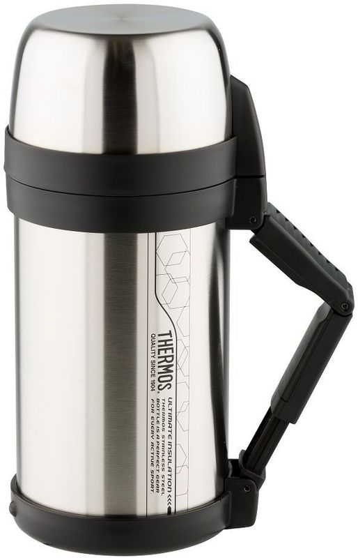 Термос Thermos, цвет: стальной, 1,4 л. FDH923639 Термос Thermos, цвет: стальной, 1,4 л. FDH923639Термос из нержавеющей стали FDH предназначен для длительного сохранения температуры горячего и холодного. Такие показатели достигаются благодаря технологии производства глубокого вакуума. Этот термос легок и компактен. Используется технология уменьшения веса изделия при увеличении объема внутренний колбы. Термос с комбинированным горлом предназначен для еды и напитков. Удобная в использовании стильная пробка из высококачественного пластика с откидной крышкой. Термос укомплектован дополнительной пластиковой чашкой. Складная ручка и ремень для переноски.