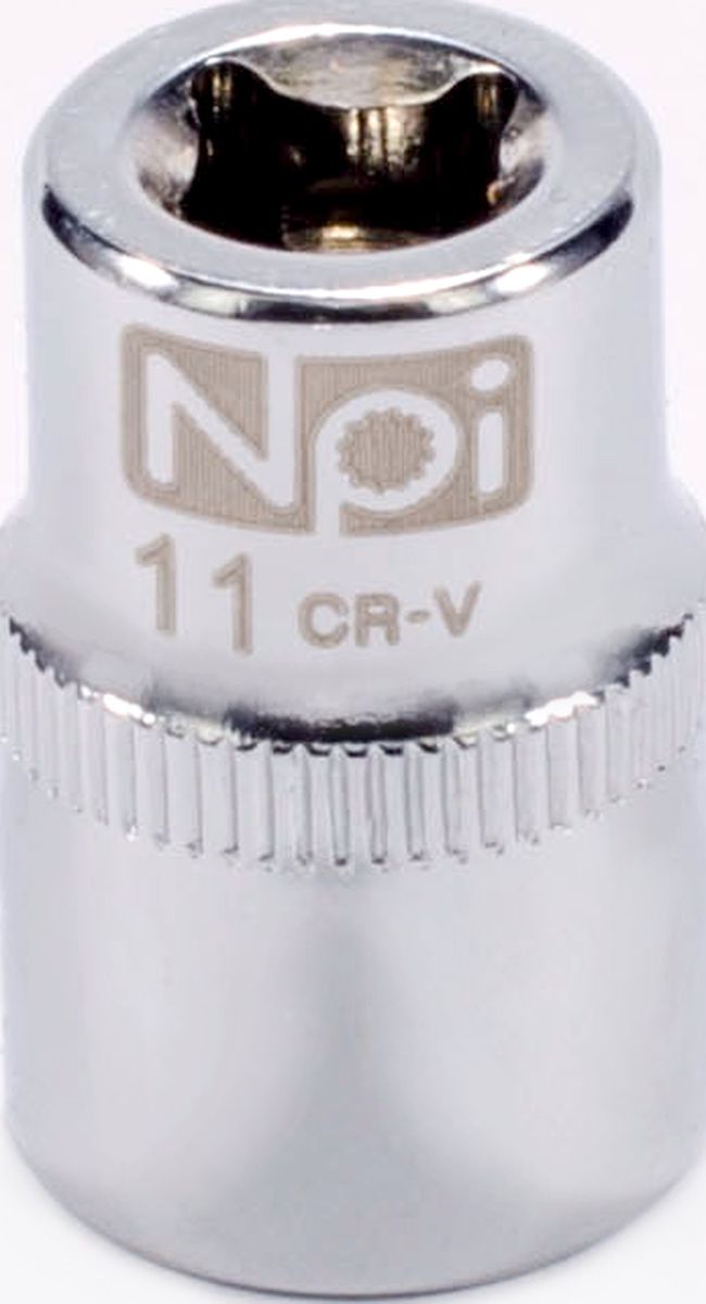 Головка торцевая NPI SuperLock, 1/4, 11 мм2706 (ПО) Головка торцевая NPI SuperLock, 1/4, 11 мм2706 (ПО)Головка торцевая NPI 1/4. Тип 1/4. Торцевая головка NPI применяется с гайковертами, трещетками, воротками. Торцевая головка выполнена по технологии Суперлок. Торцевая головка обеспечивает максимальный крутящий момент по отношению к резьбе и выдерживает ударные нагрузки. Материал - высокопрочная хром-ванадиевая сталь. Соответствует стандарту DIN 3124.