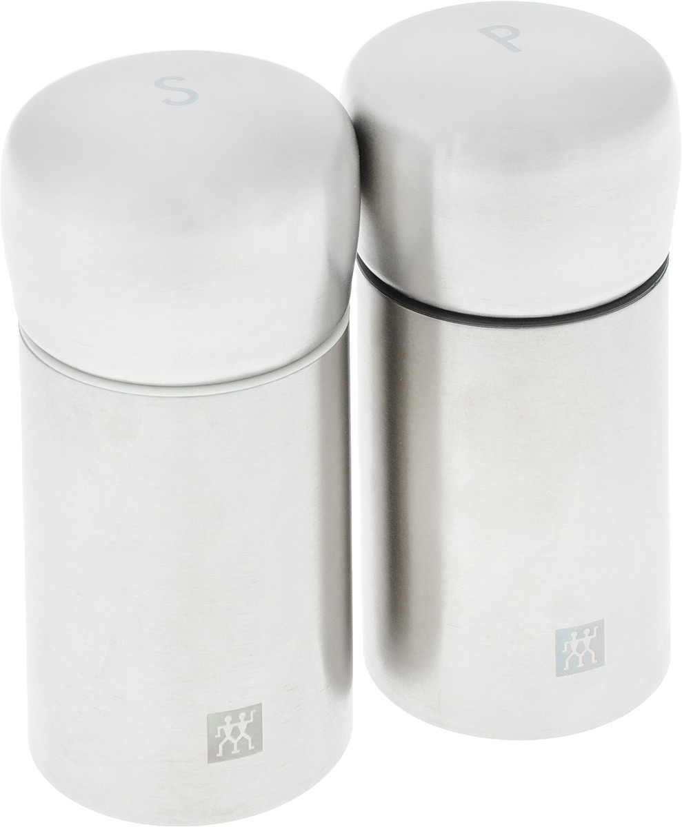 Набор мельниц для соли и перца Zwilling, 2 шт39500-025 Набор мельниц для соли и перца Zwilling, 2 шт39500-025Набор Zwilling состоит из двух механических мельниц, которые быстро и качественно перемелют любые специи. Корпус изделия выполнен из нержавеющей стали, а измельчающий механизм из керамики. Мельницы могут помолоть все приправы, в том числе перец горошком и крупную морскую соль. Стильный и практичный набор мельниц станет незаменимым на вашей кухне. Высота мельницы: 10 см. Диаметр основания: 4,7 см.