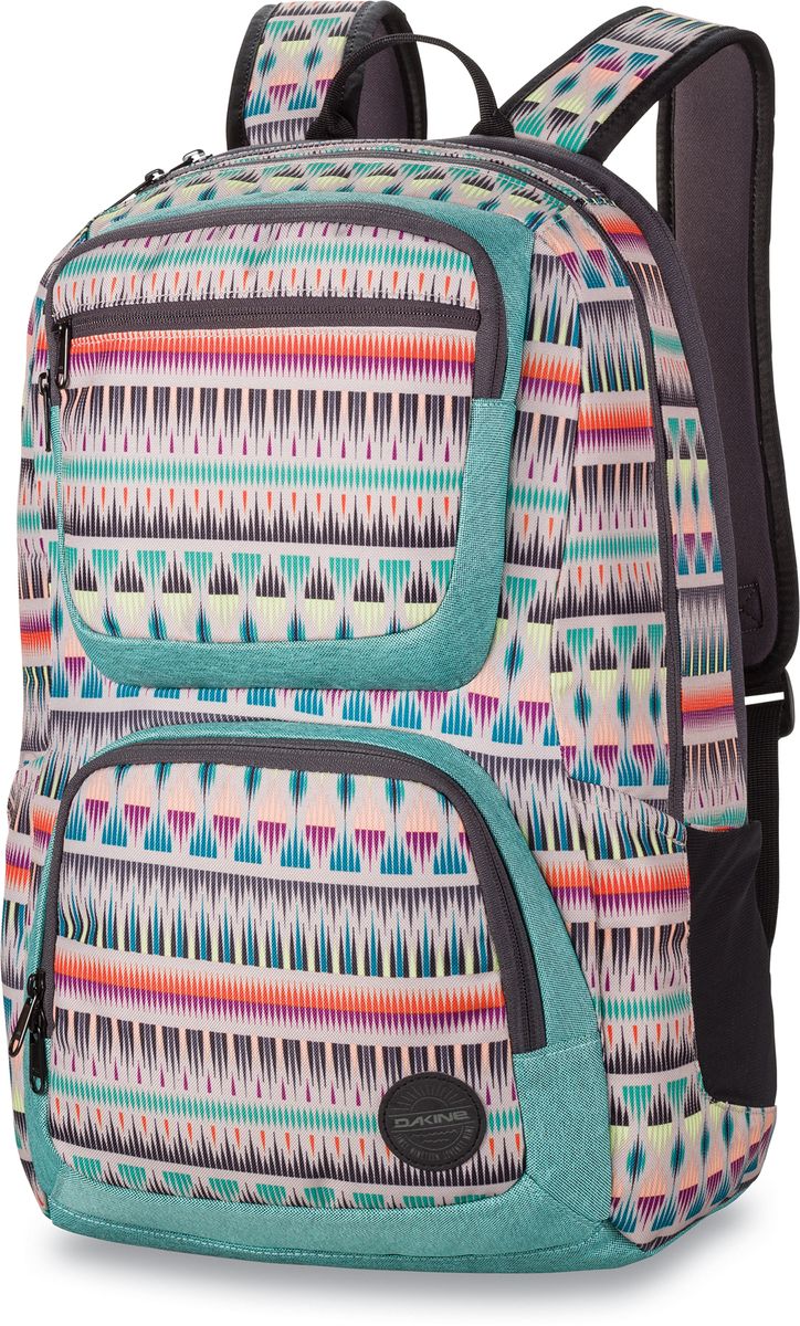 Рюкзак женский Dakine Jewel Zanzibar, цвет: мультиколор, 26 л. 1000074800127180 10000748 Рюкзак женский Dakine Jewel Zanzibar, цвет: мультиколор, 26 л. 1000074800127180 10000748Городской женский рюкзак. С отделением для ноутбука до 15. Карман для очков из мягкого флиса. Боковые карманы. Фронтальный карман-термос на молнии. Фронтальный карман-органайзер