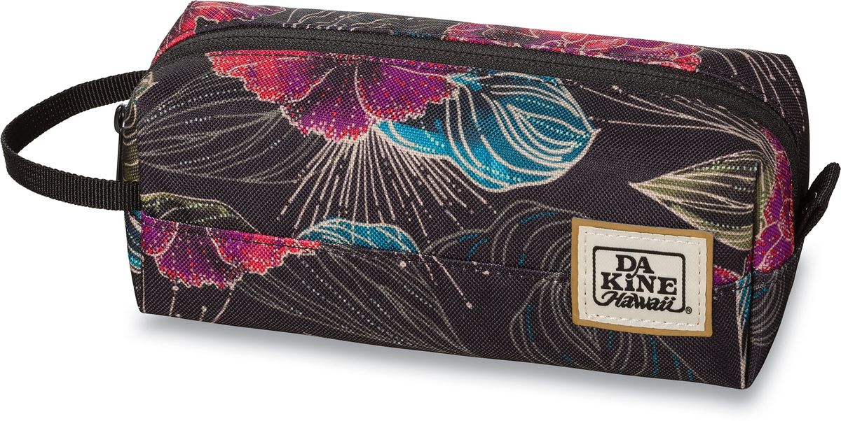 Сумка для аксессуаров женская Dakine Accessory Case Pualani, цвет: мультиколор, 0,3 л. 826000500127382 8260005 Сумка для аксессуаров женская Dakine Accessory Case Pualani, цвет: мультиколор, 0,3 л. 826000500127382 8260005Однообъемный тонкий чехол на молнии. Можно использовать в качестве пенала, косметички, сумочки для проводов…