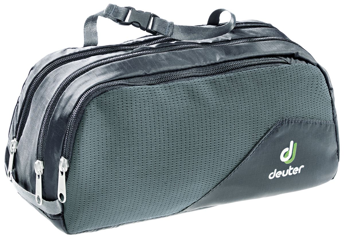 Косметичка Deuter Wash Bag Tour III, цвет: серый, черный39444_7410 Косметичка Deuter Wash Bag Tour III, цвет: серый, черный39444_7410Вам нужна легкая косметичка? Вам нравится походный стиль? Обратите внимание Deuter Wash Bag Tour III: она может стоять или висеть на крючке, не занимает много места и вмещает все предметы личной гигиены. - основное отделение на молнии, внутренний сетчатый карман - внешний сетчатый карман на молнии для зубной щетки - застежка с клип-замком - Wash Bag Tour II & III с дополнительным отделением - Wash Bag Tour III с дополнительным внутренним отделением на молнии Материал: Taffeta-Nylon / Mesh - Вес: 70 g - Объем: 2.5 l - Размеры: В x Ш x Г: 11 x 23 x 10 см