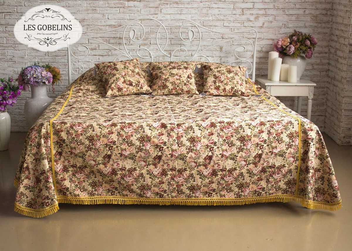 Покрывало на кровать Les Gobelins Bouquet Francais, 260х240 см. lns183967lns183967 Покрывало на кровать Les Gobelins Bouquet Francais, 260х240 см. lns183967lns183967Общий размер: евро макси Размер покрывала: 260х240 см Размер наволочек: Без наволочек Материал: Хлопковый гобелен Длина ворса: Отсутствует Состав: 50% хлопок, 50% полиэстер Отделка: Бахрома и кисти Производитель: Les Gobelins Cтрана производства: Россия Упаковка: Полиэтиленовый пакет
