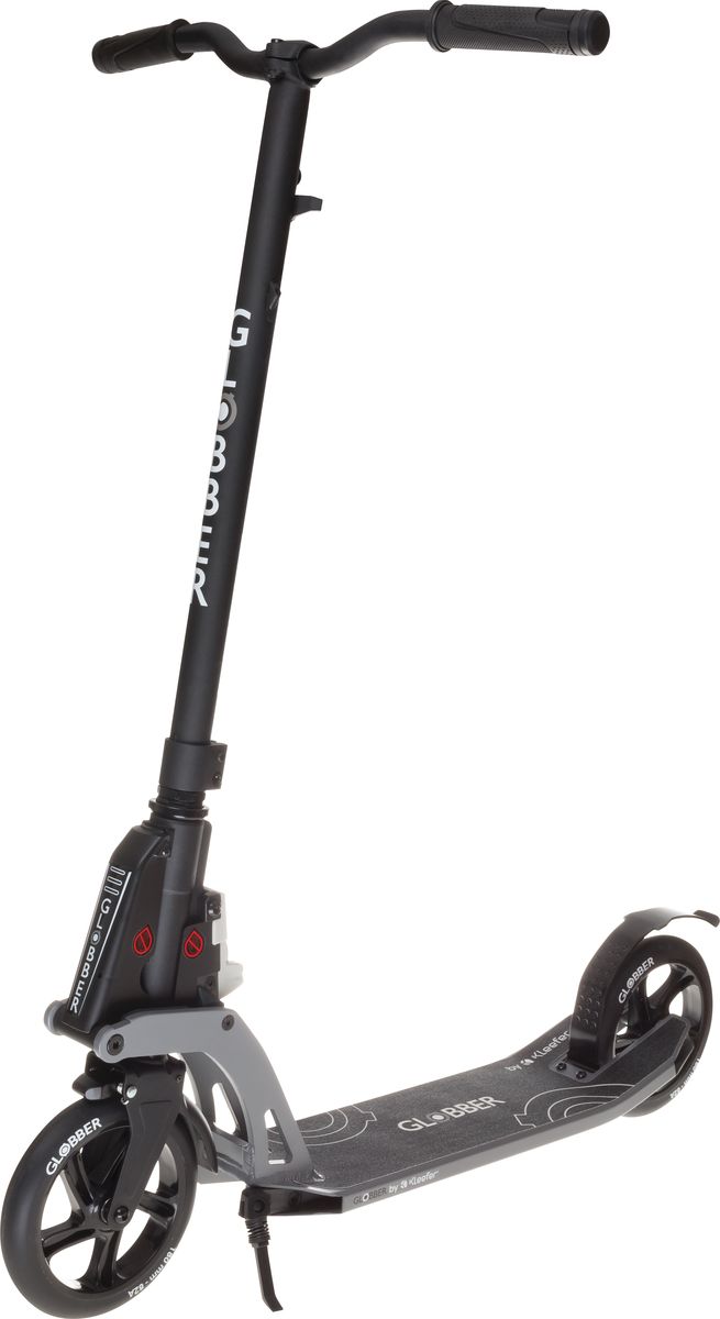 Самокат Globber My Too One K180, с тормозом , цвет: черный. 499-190499-190 Самокат Globber My Too One K180, с тормозом , цвет: черный. 499-190499-190Самокат ONE K 180 оборудован фиксированным рулем и длинными ручками. Данная модель максимально комфортна для ежедневного использования. Доступны модификации самоката оборудованный ручным тормозом, а так же без него. Данная модель оснащена быстрой и простой в использовании системой складывания Kleefer, самокат можно собрать за одну секунду простым ударом по педали для того, чтобы беспрепятственно воспользоваться общественным транспортом.