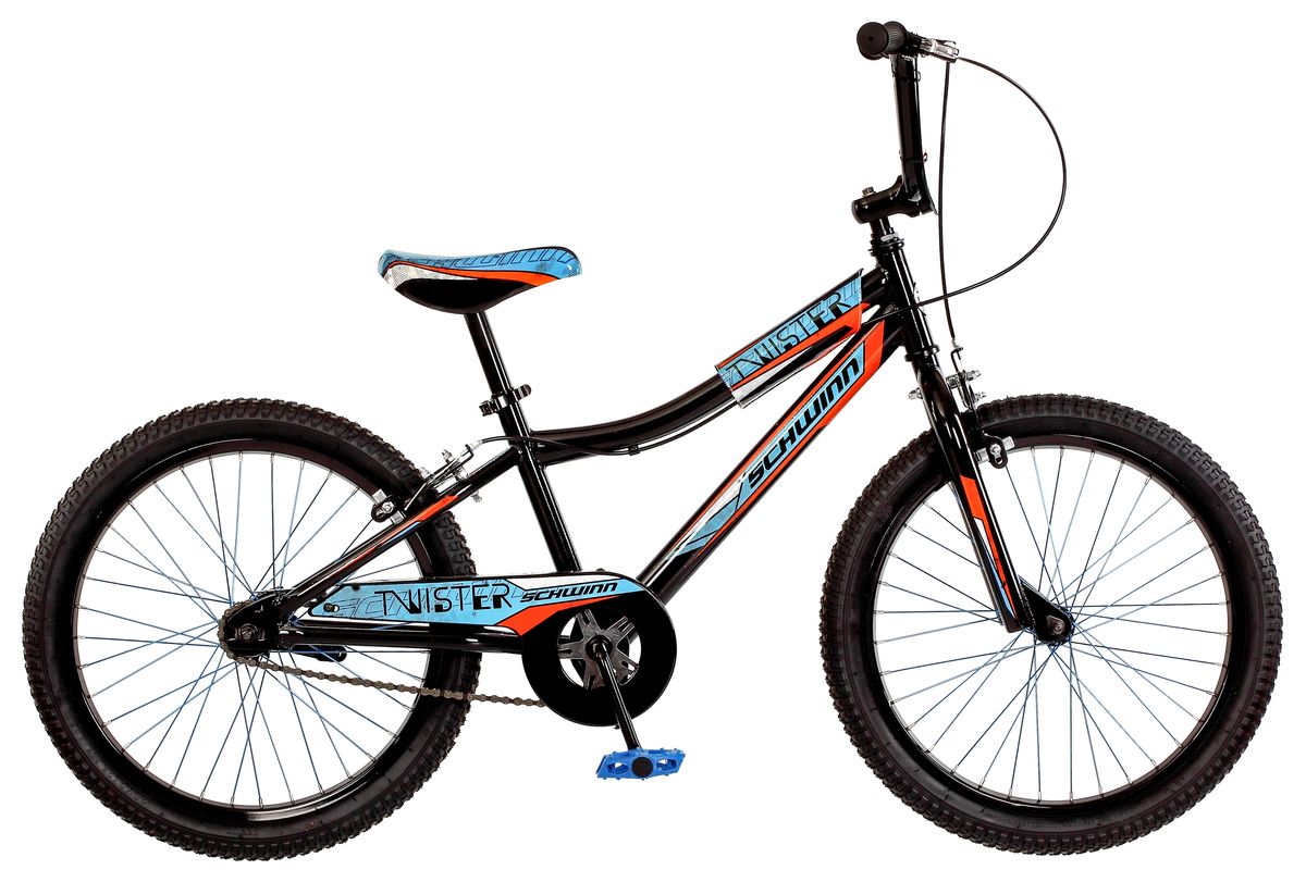 Велосипед детский Schwinn Twister, колеса 20, 1 скорость, цвет: черныйS2378E Велосипед детский Schwinn Twister, колеса 20, 1 скорость, цвет: черныйS2378EСпортивный стиль велосипеда Twister подчёркивает гоночная черно-голубая раскраска с яркими элементами. Прочная стальная рама и вилка – это основа надёжной конструкции велосипеда. Седло регулируется по высоте. Мягкая накладка на верхней трубе защищает от травм во время катания. Ободные тормоза надёжны и проверены временем, они не подводят в любую погоду. Полноразмерная защита цепи спасёт одежду от загрязнения. Schwinn SmartStart - новая концепция в разработке детских велосипедов, учиться кататься стало проще и веселее! • Рама Schwinn Smart Start • Надёжные ободные тормоза • Регулировка высоты седла без инструментов • Регулировка высоты руля и наклону • Полноразмерная защита цепи • Мягкая накладка на верхней трубе • Цветные спицы • Подножка в комплекте • Колёса 20 • Велосипед для детей 6-9 лет • Для роста 115-130см