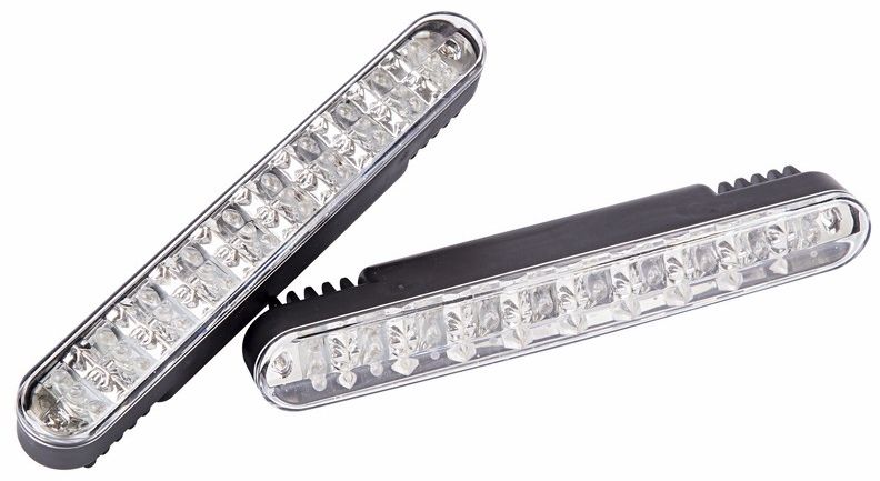 Дневные ходовые огни Lamper, 20 диодов80-1128 Дневные ходовые огни Lamper, 20 диодов80-1128Рабочее напряжение: 8-16 В Потребляемая мощность: 20 Вт Продолжительность работы: до 50 000 часов Температура работы: от -40°C до +85°C Пластиковый корпус. Размеры: 193х26х42. Температура свечения: 6000 К.