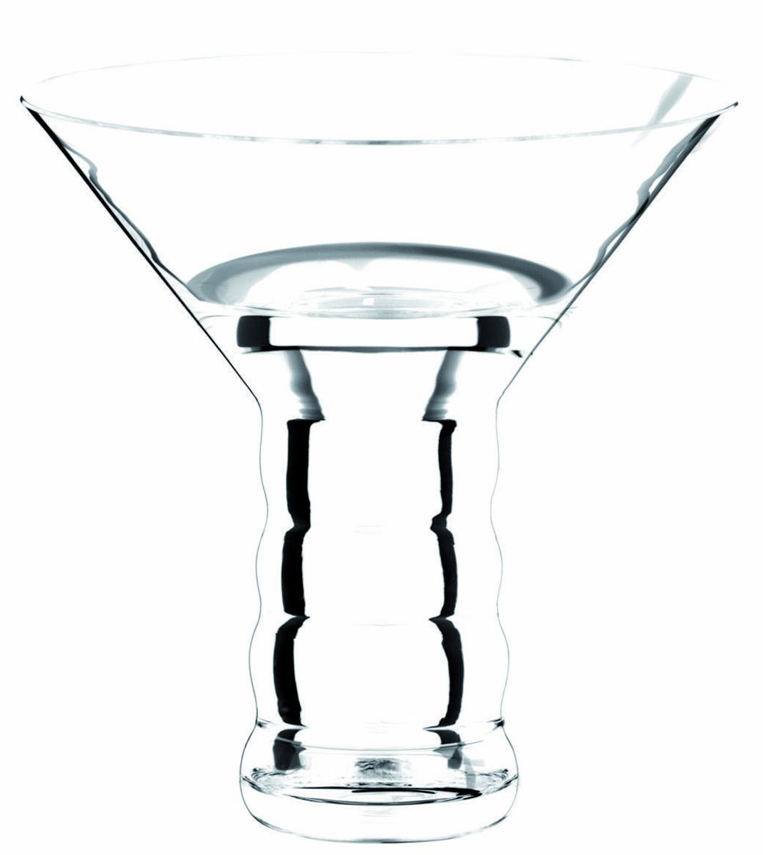 Набор фужеров Riedel Martini, 280 мл, 2 шт414/77 Набор фужеров Riedel Martini, 280 мл, 2 шт414/77Набор Riedel Martini состоит из двух фужеров, выполненных из прочного стекла. Фужеры предназначены для подачи коктейлей. Они сочетают в себе элегантный дизайн и функциональность. Благодаря такому набору пить напитки будет еще вкуснее. Набор фужеров Riedel Martini прекрасно оформит праздничный стол и создаст приятную атмосферу за романтическим ужином. Такой набор также станет хорошим подарком к любому случаю. Диаметр фужера (по верхнему краю): 11,7 см. Высота фужера: 11 см.
