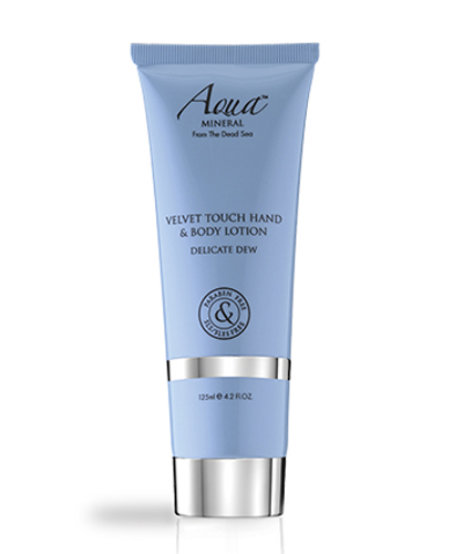 Aqua Mineral Лосьон бархатистый для тела и рук Нежная роса, 125 млFS-00897 Aqua Mineral Лосьон бархатистый для тела и рук Нежная роса, 125 млFS-00897Легкий, нежный лосьон для тела с изящным ароматом увлажняет и восстанавливает кожу, делая ее мягкой и гладкой