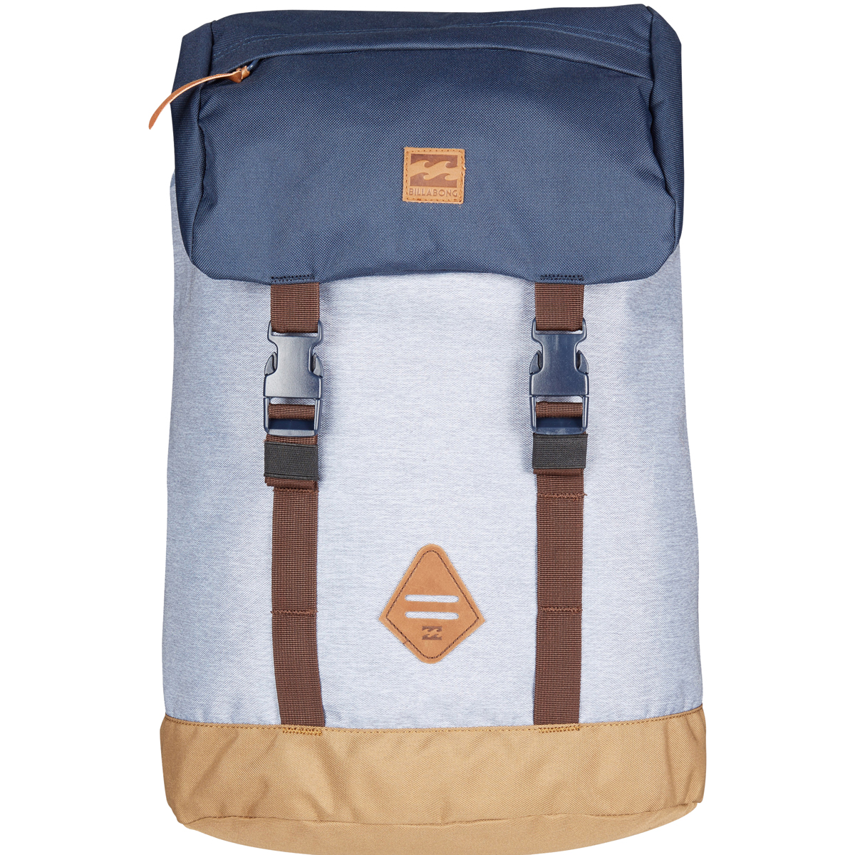 Рюкзак городской Billabong Track Pack, цвет: светло-серый, синий. 3607869368639ЛЦ0046 Рюкзак городской Billabong Track Pack, цвет: светло-серый, синий. 3607869368639ЛЦ0046Рюкзак Billabong Track идеально подходит для импровизированного путешествия или ежедневных перемещений. Практичный внешний вид и функциональность - его главные достоинства, но не думайте, что ничего другого нет. Карман в клапане, быстрый доступ к отделению для ноутбука, регулируемые лямки и вместительное основное отделение - он объемный, но аккуратный и красивый. Идеальный вариант для города.