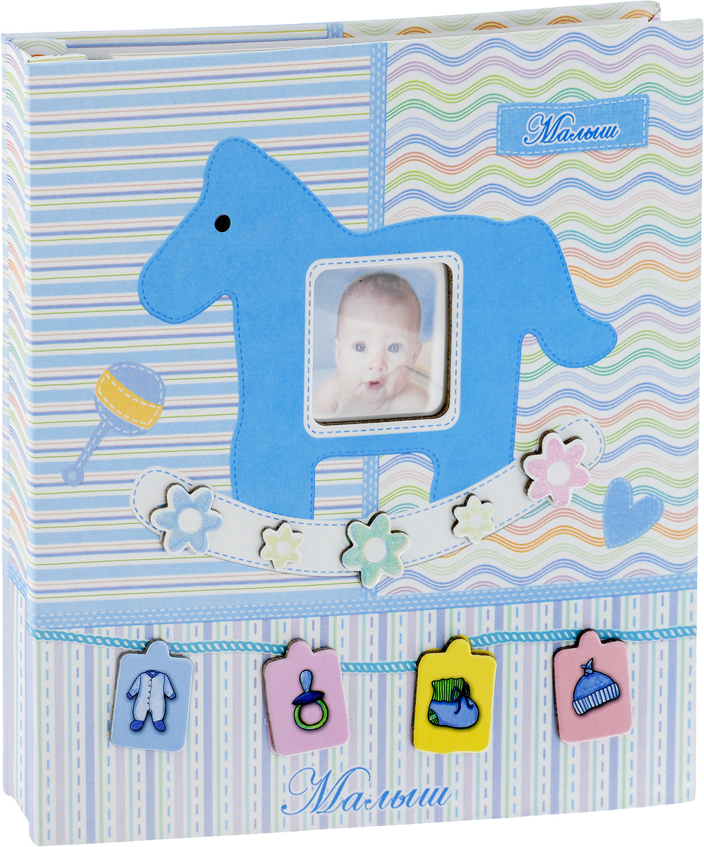 Фотокнига Pioneer Our Baby 1, 24 магнитные страницы, цвет: голубой, 26 x 28 см46407 FA Фотокнига Pioneer Our Baby 1, 24 магнитные страницы, цвет: голубой, 26 x 28 см46407 FAФотокнига Pioneer Our Baby 3 позволит вам запечатлеть моменты жизни вашего ребенка. Изделие выполнено из картона и плотной бумаги, может быть использовано для создания памятного альбома в технике скрапбукинг. В книге находится 8 страниц-анкет для заполнения, 24 магнитные страницы и рамка для фото. Тип скрепления: спираль. Формат фотографий: 26 х 28 см. Материал страниц: бумага. Тип страниц: магнитный.