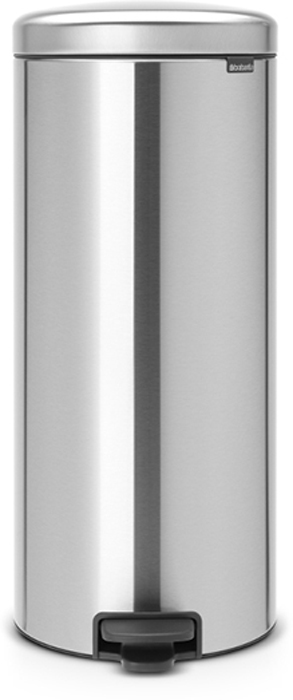 Мусорный бак с педалью Brabantia NewIcon, 30 л. 114786114786 Мусорный бак с педалью Brabantia NewIcon, 30 л. 114786114786Этот высокий вместительный бак с педалью на 30 литров – превосходное решение для большой семьи. Бесшумный – плавное закрывание крышки и необыкновенно мягкий ход педали. Не пропускает запах – плотно прилегающая крышка. Устойчивый – специальное устройство, предотвращающее опрокидывание бака. Не повреждает пол – нескользящее основание. Удобная очистка –съемное внутреннее металлическое ведро. Бак удобно перемещать – специальная ручка в блоке крепления крышки. Всегда опрятный вид – в комплекте идеально подходящие по размеру мешки для мусора PerfectFit (размер D). Сертификат соответствия концепции регенерации Cradle to Cradle. Изготовлен на 40% из переработанных материалов, подлежит вторичной переработке вместе с упаковкойна 98%. 10 лет гарантии и сервисное обслуживание. Brabantia c заботой о вашем доме и планете. Добрые дела сегодня – залог счастливого завтра. Мусорные баки с педалью newIcon не только безупречно красивы, они еще и надежные...