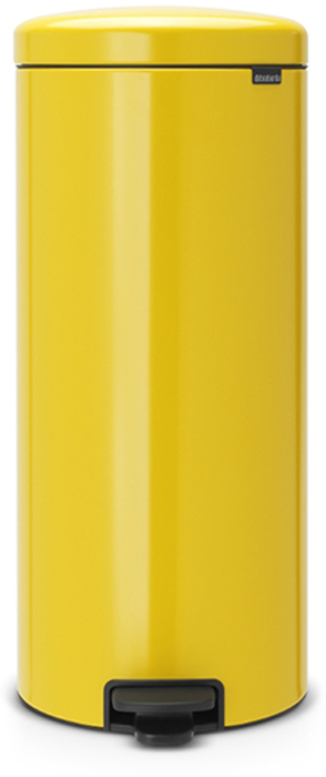 Мусорный бак с педалью Brabantia NewIcon, 30 л. 114342114342 Мусорный бак с педалью Brabantia NewIcon, 30 л. 114342114342Этот высокий вместительный бак с педалью на 30 литров – превосходное решение для большой семьи. Бесшумный – плавное закрывание крышки и необыкновенно мягкий ход педали. Не пропускает запах – плотно прилегающая крышка. Устойчивый – специальное устройство, предотвращающее опрокидывание бака. Не повреждает пол – нескользящее основание. Удобная очистка –съемное внутреннее пластиковое ведро. Бак удобно перемещать – специальная ручка в блоке крепления крышки. Всегда опрятный вид – в комплекте идеально подходящие по размеру мешки для мусора PerfectFit (размер D). Сертификат соответствия концепции регенерации Cradle to Cradle. Изготовлен на 40% из переработанных материалов, подлежит вторичной переработке вместе с упаковкойна 98%. 10 лет гарантии и сервисное обслуживание. Brabantia c заботой о вашем доме и планете. Добрые дела сегодня – залог счастливого завтра. Мусорные баки с педалью newIcon не только безупречно красивы, они еще и надежные...