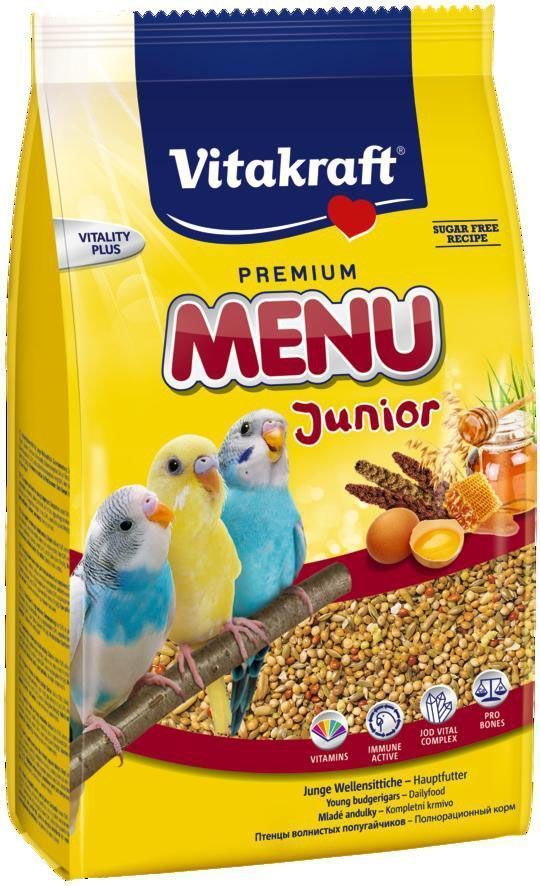 Корм для волнистых попугаев-птенцов Vitakraft Menu, 500 г0120710 Корм для волнистых попугаев-птенцов Vitakraft Menu, 500 г0120710Основной корм для птенцов и молодых волнистых попугаев в возрасте до 1 года, разработанный с учетом потребностей данного биологического вида. Содержит отборные зерна и семена, ценные виды протеинов, например, из цельных яиц и полный комплекс питательных компонентов, которые обеспечивают оптимальный рост и правильную структуру оперения.