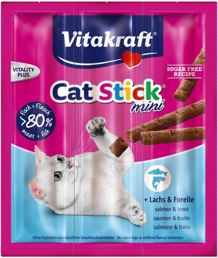 Колбаски для кошек Vitakraft Cat-Stick Mini, лосось, форель, 3 х 6 г0120710 Колбаски для кошек Vitakraft Cat-Stick Mini, лосось, форель, 3 х 6 г0120710Натуральные мясные колбаски без красителей и консервантов. Служат вкусным, питательным дополнением к основному корму, используются также для поощрения кошек.
