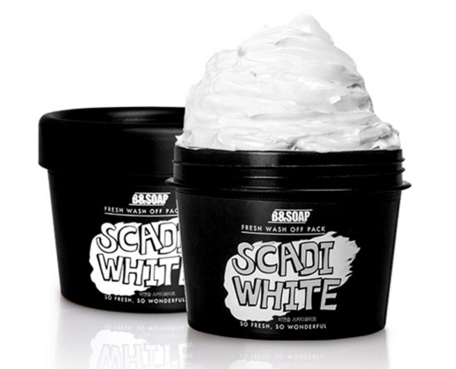 B&Soap Маска для улучшения цвета лица Scadi White, 130 грБ33041_шампунь-барбарис и липа, скраб -черная смородина B&Soap Маска для улучшения цвета лица Scadi White, 130 грБ33041_шампунь-барбарис и липа, скраб -черная смородинаМаска для улучшения цвета лица вернет красивый и ровный цвет тусклой, и уставшей коже. Активные компоненты маски (ферментированный экстракт риса, экстракт корня шелковицы и ниацинамид) выполняют целый комплекс задач – очищение, увлажнение, тонизирование и борьба с застойными пятнами и пигментацией. Каолин очищает поры от излишков кожного сала и загрязнений в порах. Витамины В, Е и гиалуроновая кислота способствуют интенсивному увлажнению.