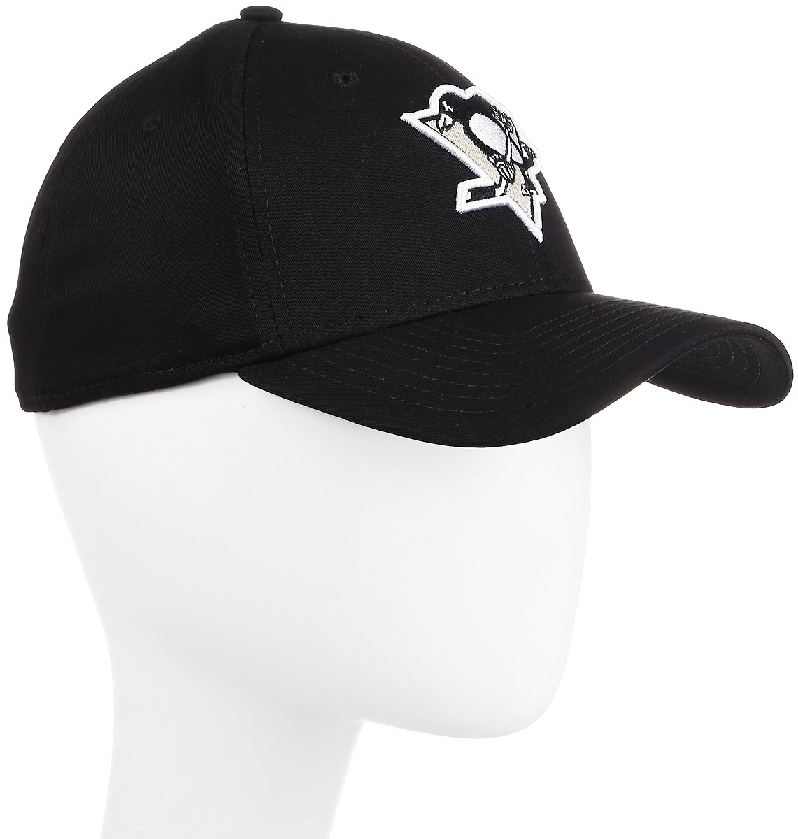 Бейсболка New Era Nhl Pittsburgh Penguins, цвет: черный. 11210332-BLK. Размер M/L (57/60)11210332-BLK Бейсболка New Era Nhl Pittsburgh Penguins, цвет: черный. 11210332-BLK. Размер M/L (57/60)11210332-BLKСтильная бейсболка New Era, выполненная из высококачественного материала, идеально подойдет для прогулок, занятий спортом и отдыха.Изделие оформлено объемным вышитым логотипом хоккейной команды Nhl Pittsburgh Penguins. Бейсболка надежно защитит вас от солнца и ветра. Эта модель станет отличным аксессуаром и дополнит ваш повседневный образ.