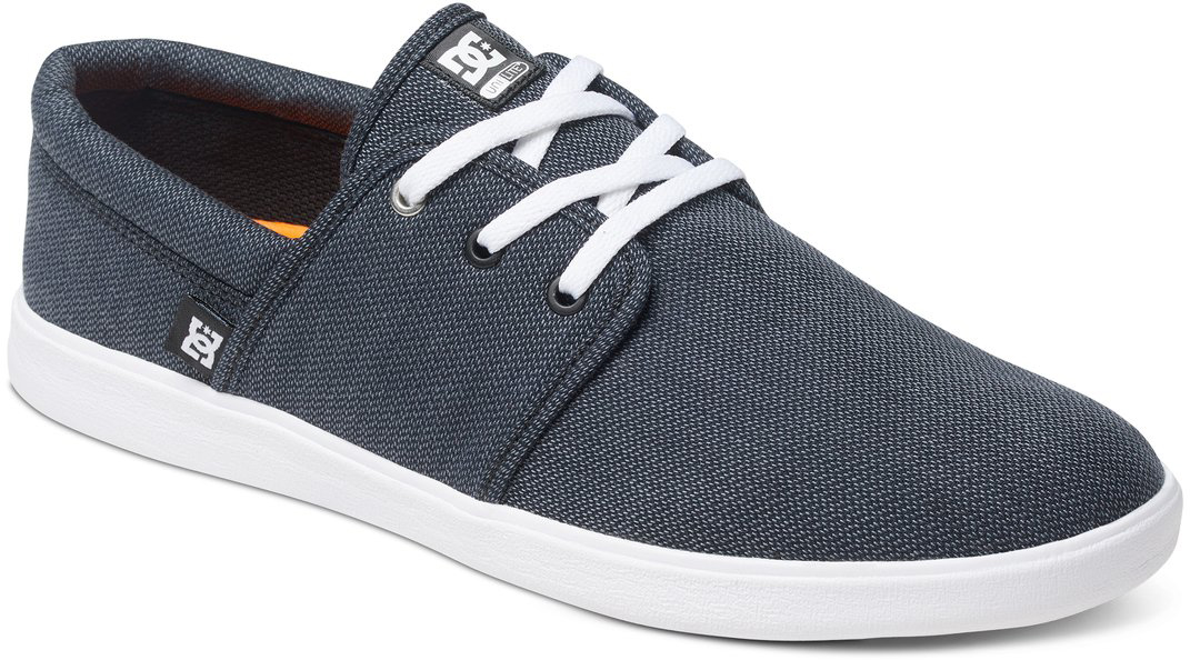 Кеды мужские DC Shoes Haven Tx, цвет: серый. ADYS700059-KRN. Размер 9D (42)ADYS700059-KRN Кеды мужские DC Shoes Haven Tx, цвет: серый. ADYS700059-KRN. Размер 9D (42)ADYS700059-KRNКеды от DC Shoes выполнены из текстиля. Язычок оформлен фирменной нашивкой. На ноге модель фиксируется с помощью шнурков. Внутренняя поверхность выполнена из текстиля. Подошва изготовлена из высококачественной резины и дополнена протектором, который гарантирует отличное сцепление с любой поверхностью.